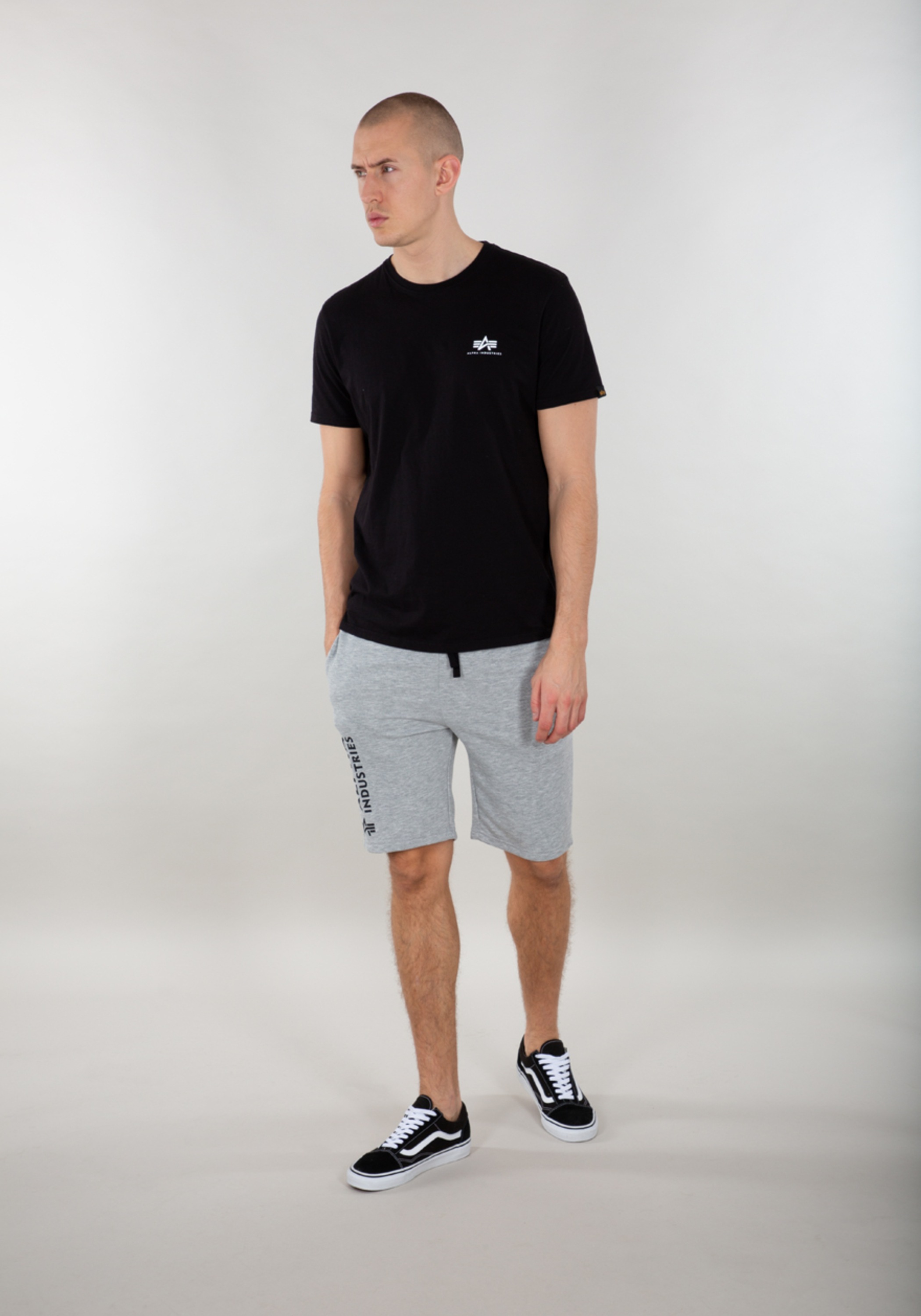 Thumbnail - Alpha Industries Sweatshorts "Basic Short AI"