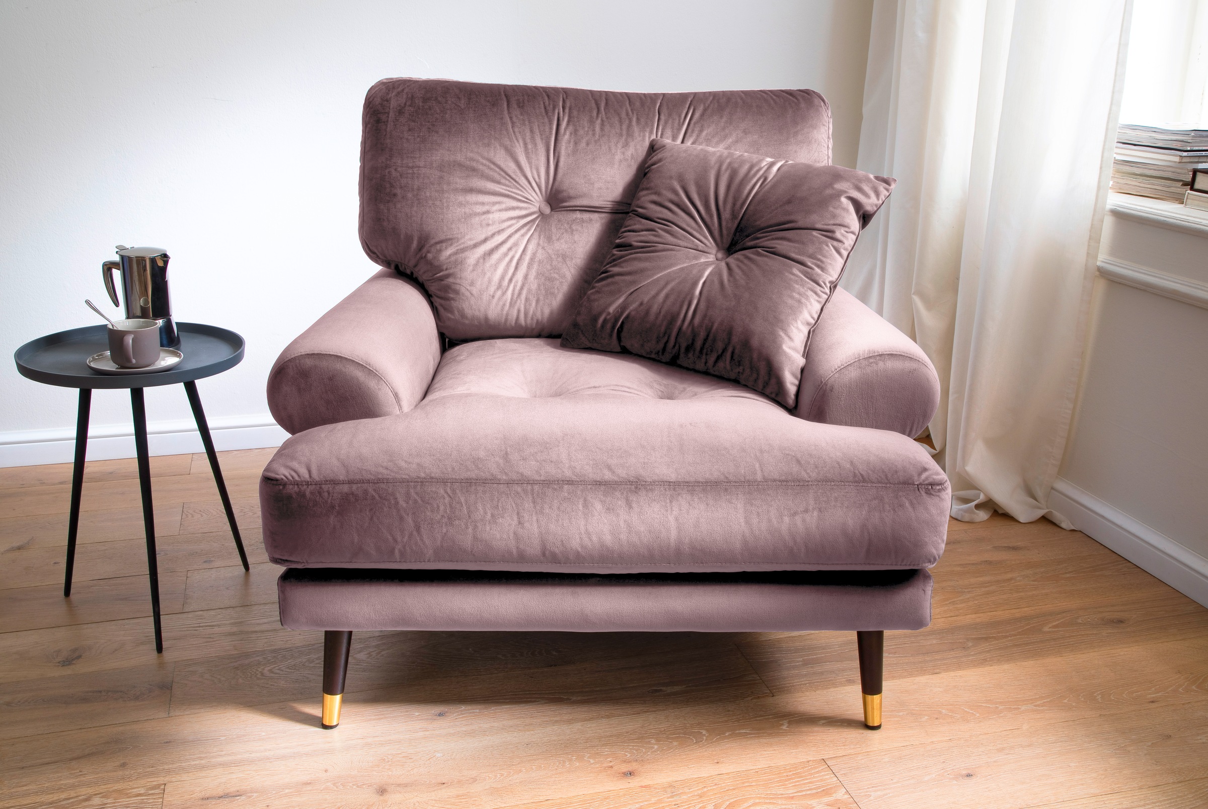 Trends by HG Loungesessel »TOKIO«, in Microfaser mit hochwertigem Holz/Metallfuß