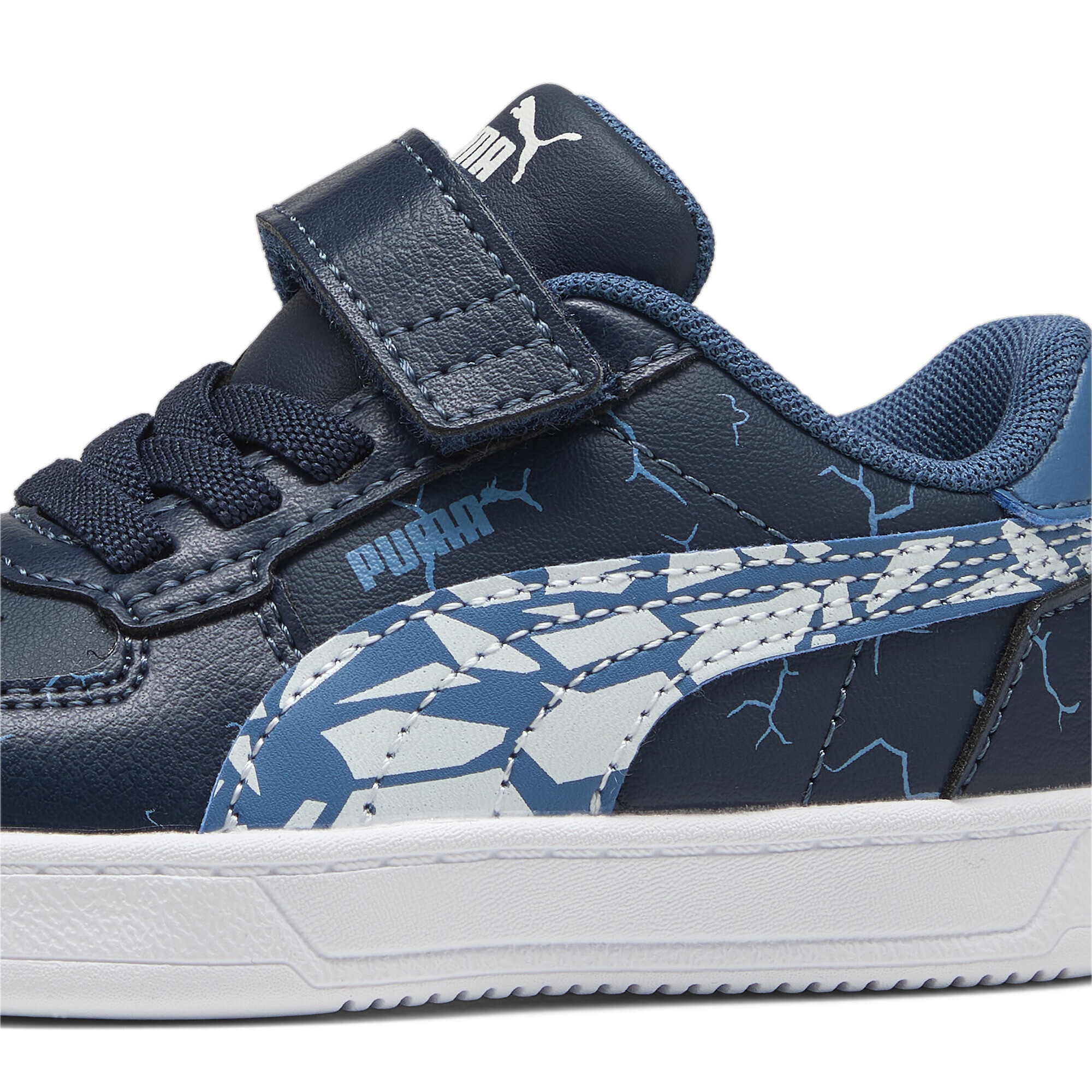 PUMA Sneaker »Caven 2.0 Icy Monster Sneakers Klein Kinder«