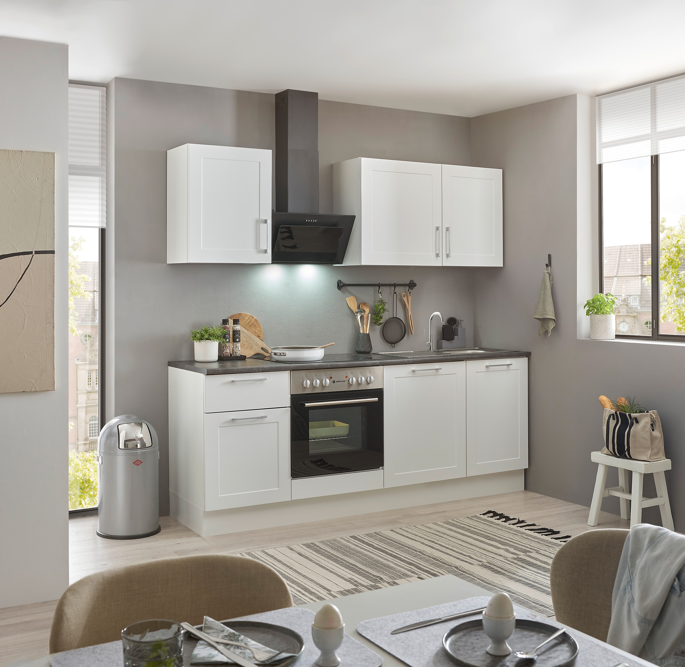 BASIC by Balculina Küchenzeile »Marsi«, Breite 220 cm, wahlweise mit E-Geräten, mit Soft-Close-Funktion