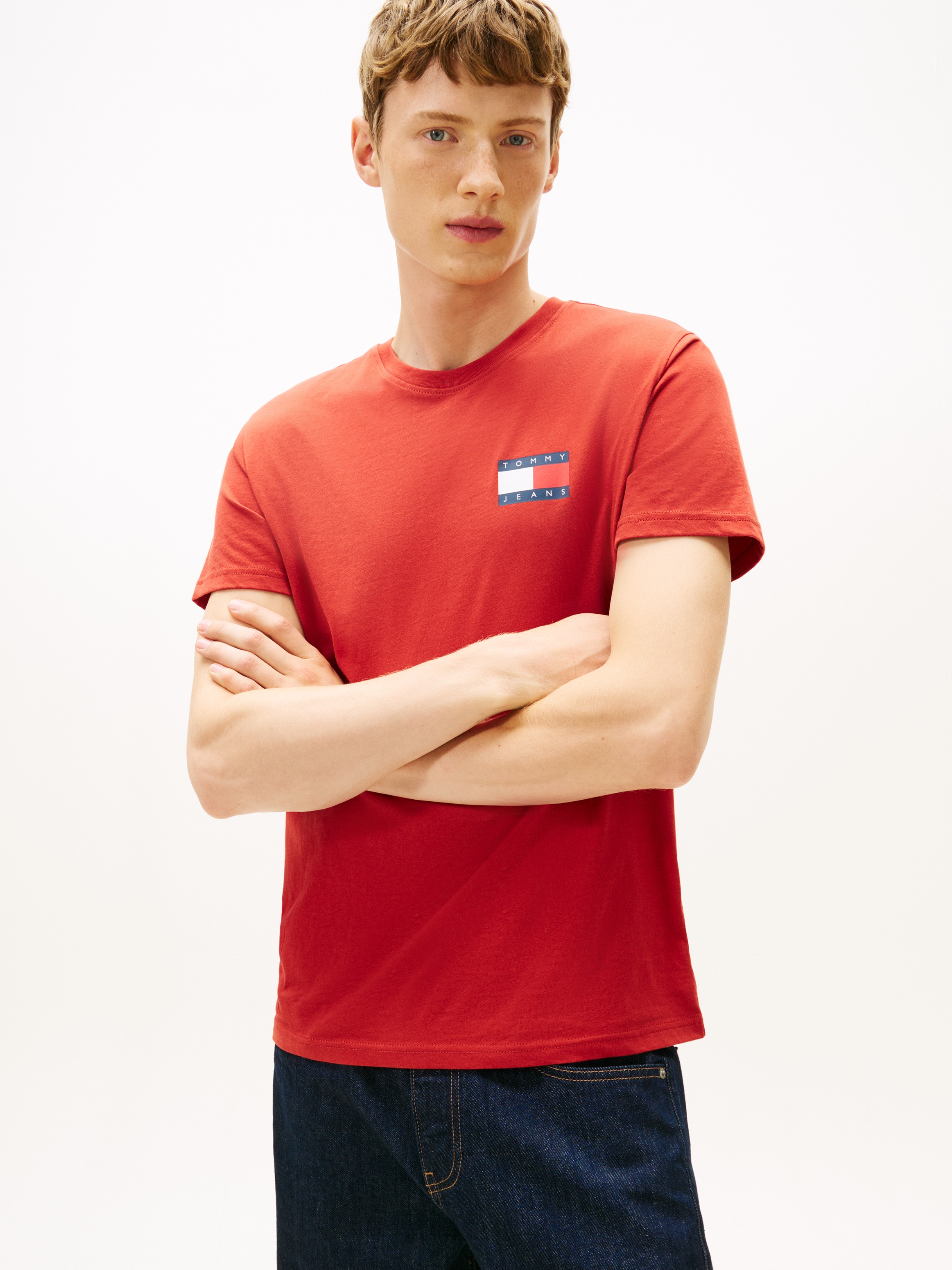 Tommy Jeans T-Shirt "TJM SLIM FIT ESSENTIAL FLAG" Mit Rundhalsausschnitt günstig online kaufen