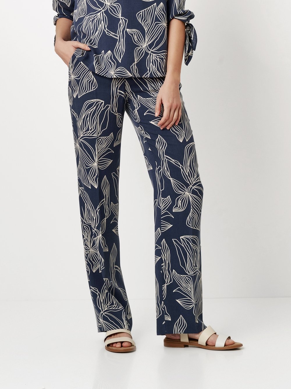 TONI Stoffhose "Luisa", Sommerhose mit All-Over Print günstig online kaufen
