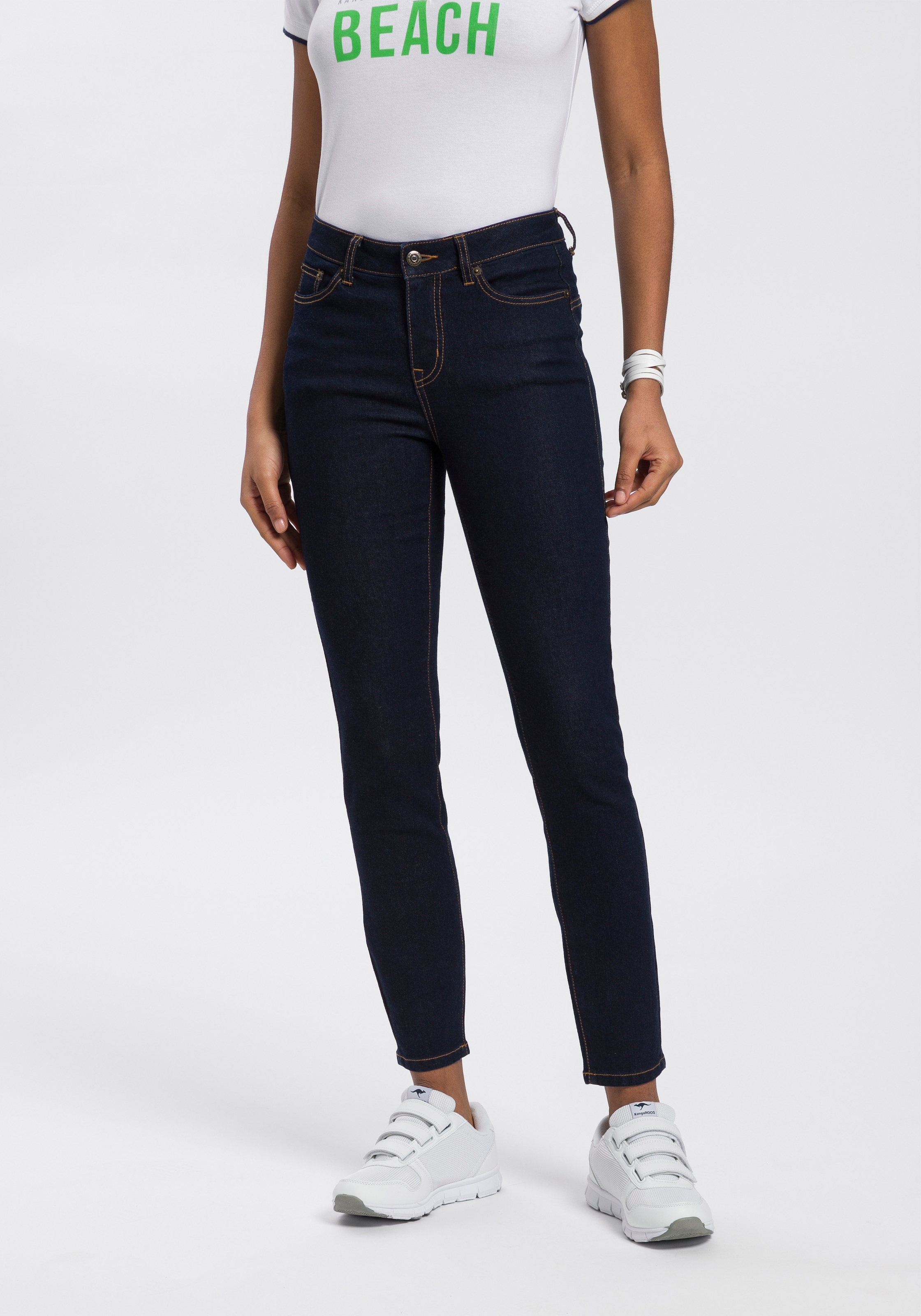 KangaROOS Slim-fit-Jeans "CROPPED HIGH WAIST SLIM FIT", schmale Passform, Röhrenjeans, trendige Used-Waschung