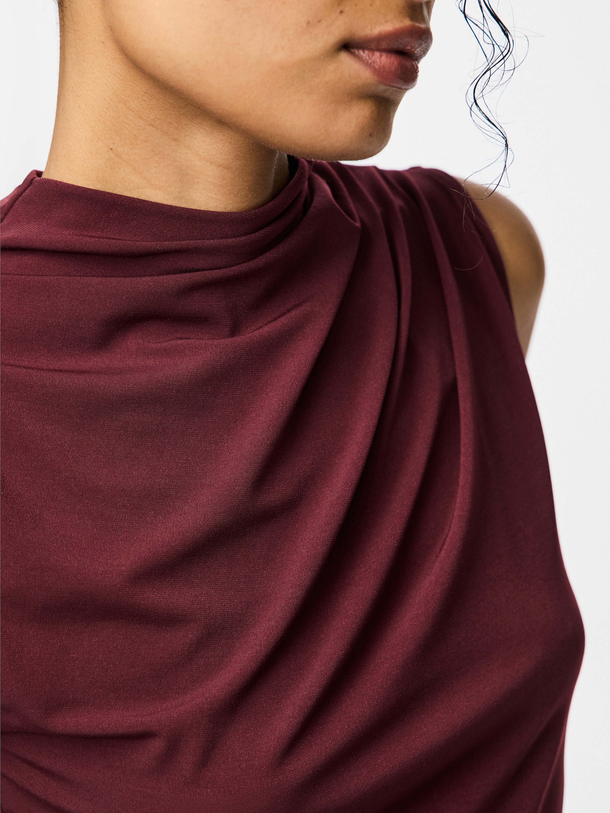 pieces Stehkragenshirt »PCMADISON SL DRAPED TOP NOOS BC«
