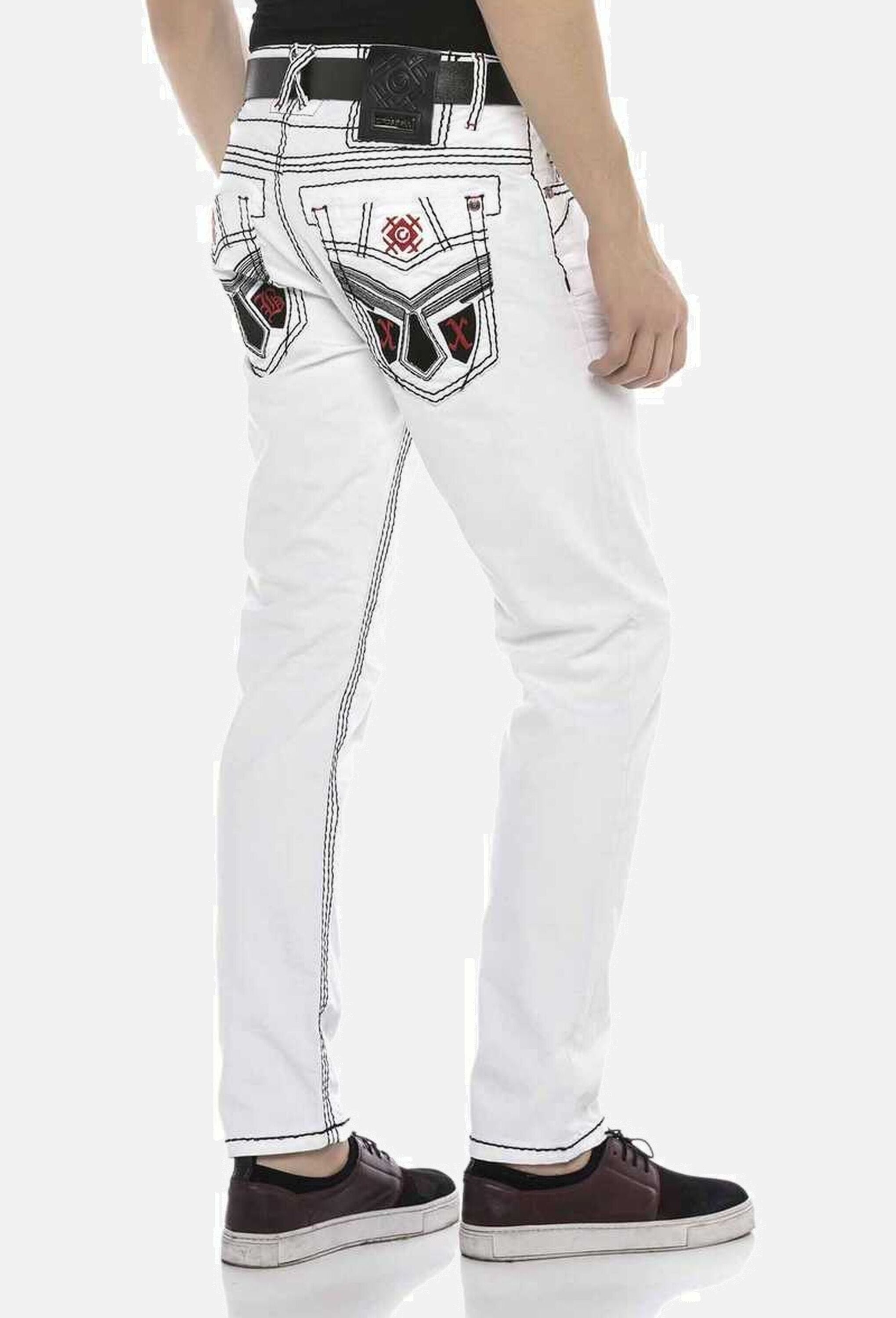 Cipo & Baxx Regular-fit-Jeans »Cipo & Baxx Jeans DENIM« bequeme Jeans mit auffälligen Kontrastnähten, CD601