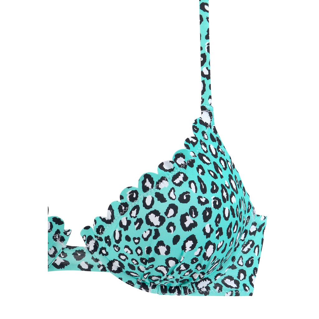 LASCANA Bügel-Bikini-Top »Mae«, mit Muschelkante