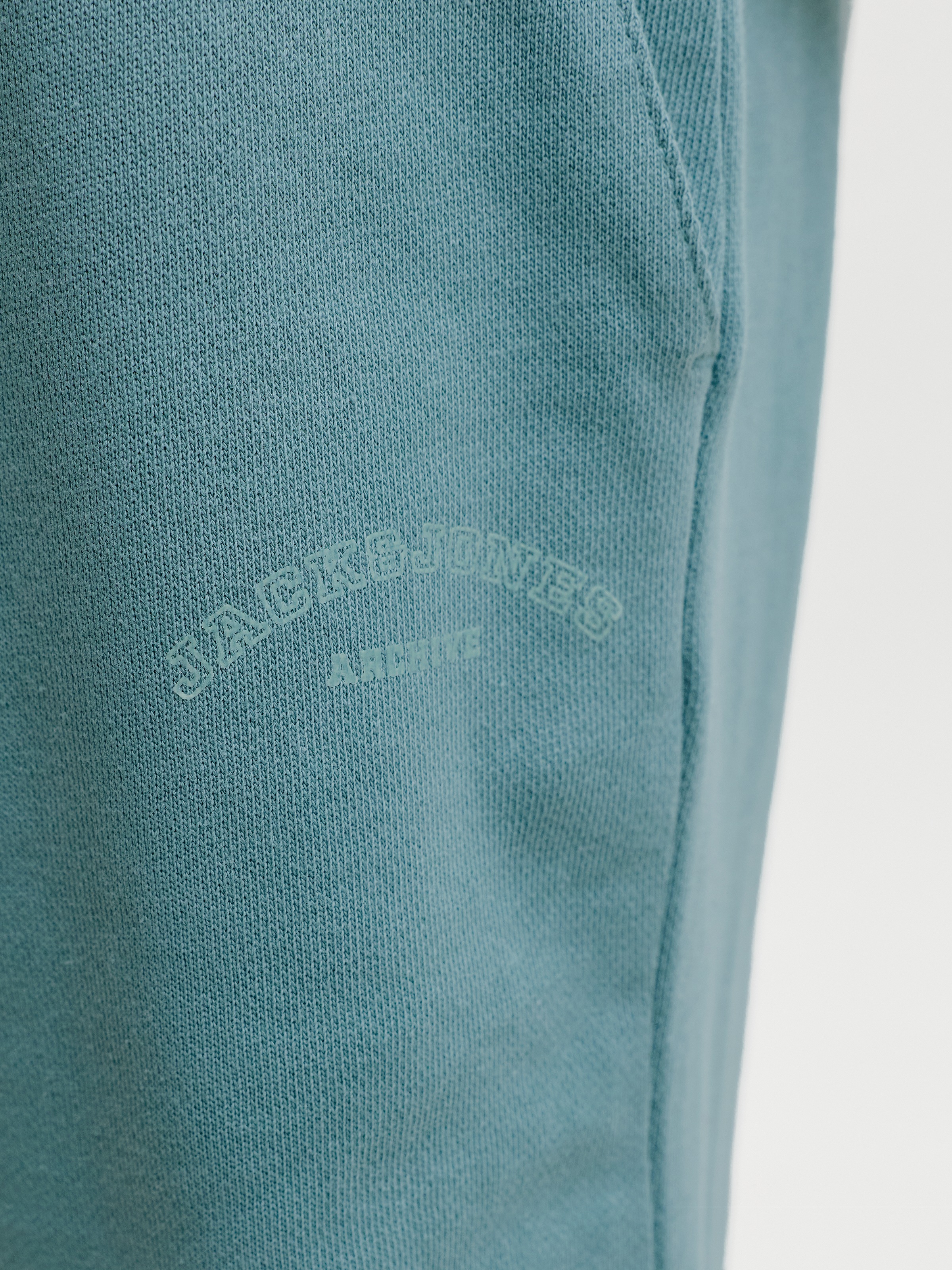 Sweatshorts "JPSTGORDON COLLEGE SWEAT SHORTS MI PLS", Herren, Gr. 42 (4XL), N-Gr, mineral blau, angeraute Sweatware, Obermaterial: 80% Baumwolle, 20% Polyester, JACK & JONES PLUSSIZE, unifarben, regular fit, Hosen Sweatshorts 3