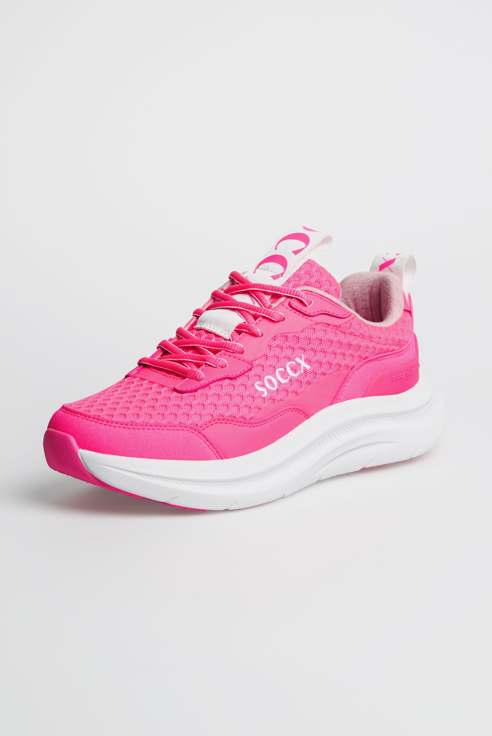 SOCCX Sneaker  mit wasserabweisendem Mud Cover