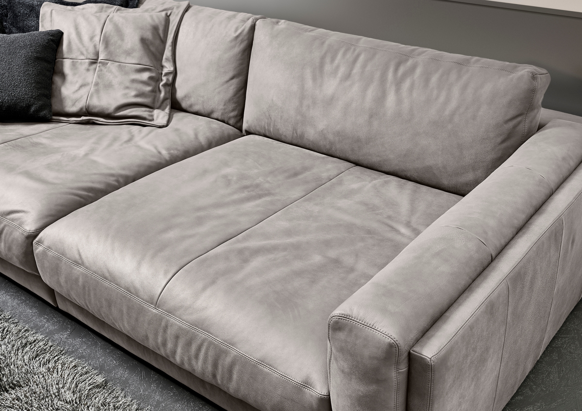 3C Candy Big-Sofa »Karalis mit extra großer Sitztiefe, elegantes Mega Sofa zum Relaxen,«, auch in Cord- oder Leder-Bezug, lose Kissen, loungige Bequemlichkeit