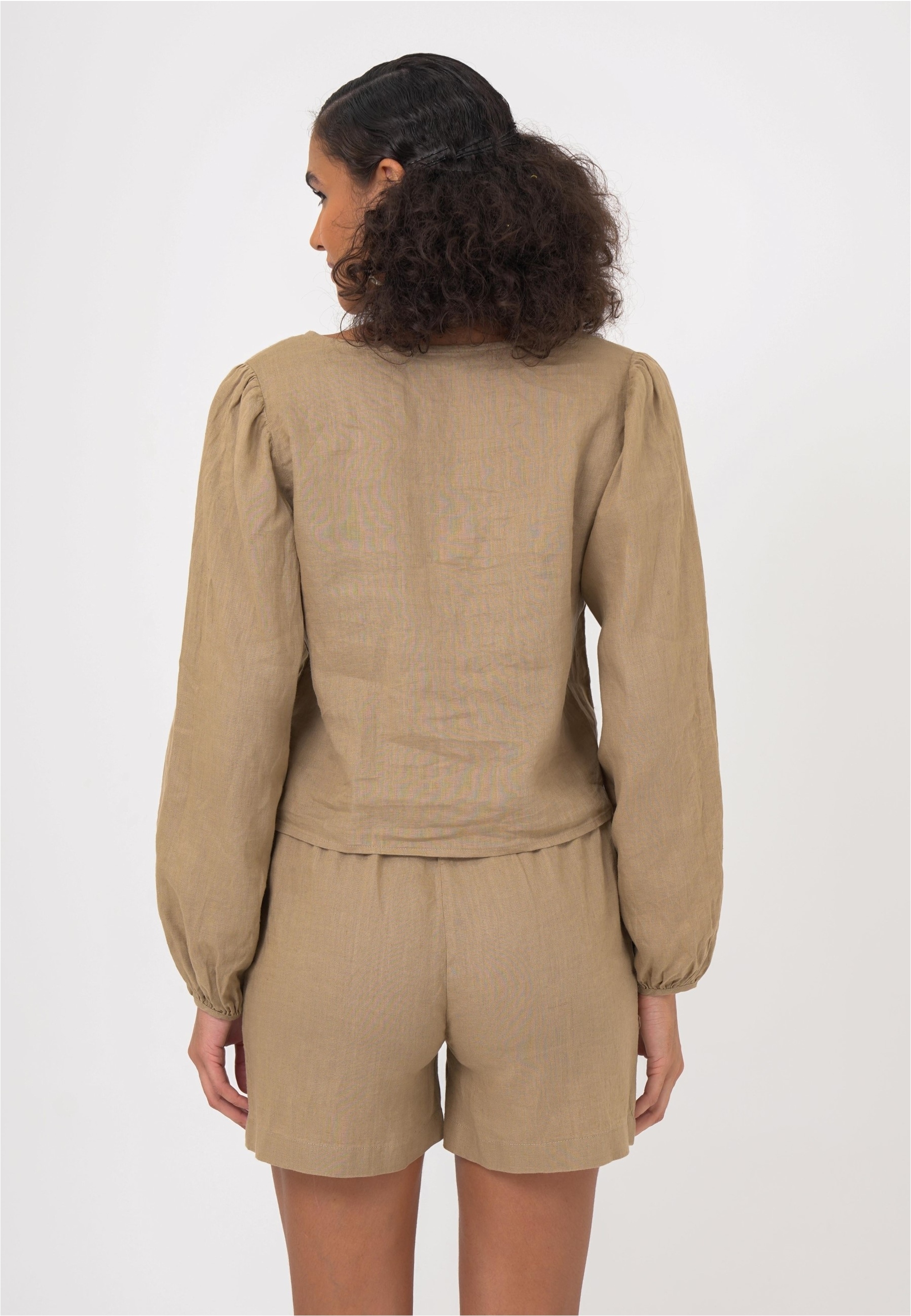freshlions Klassische Bluse »Amara«, im klassischen Design