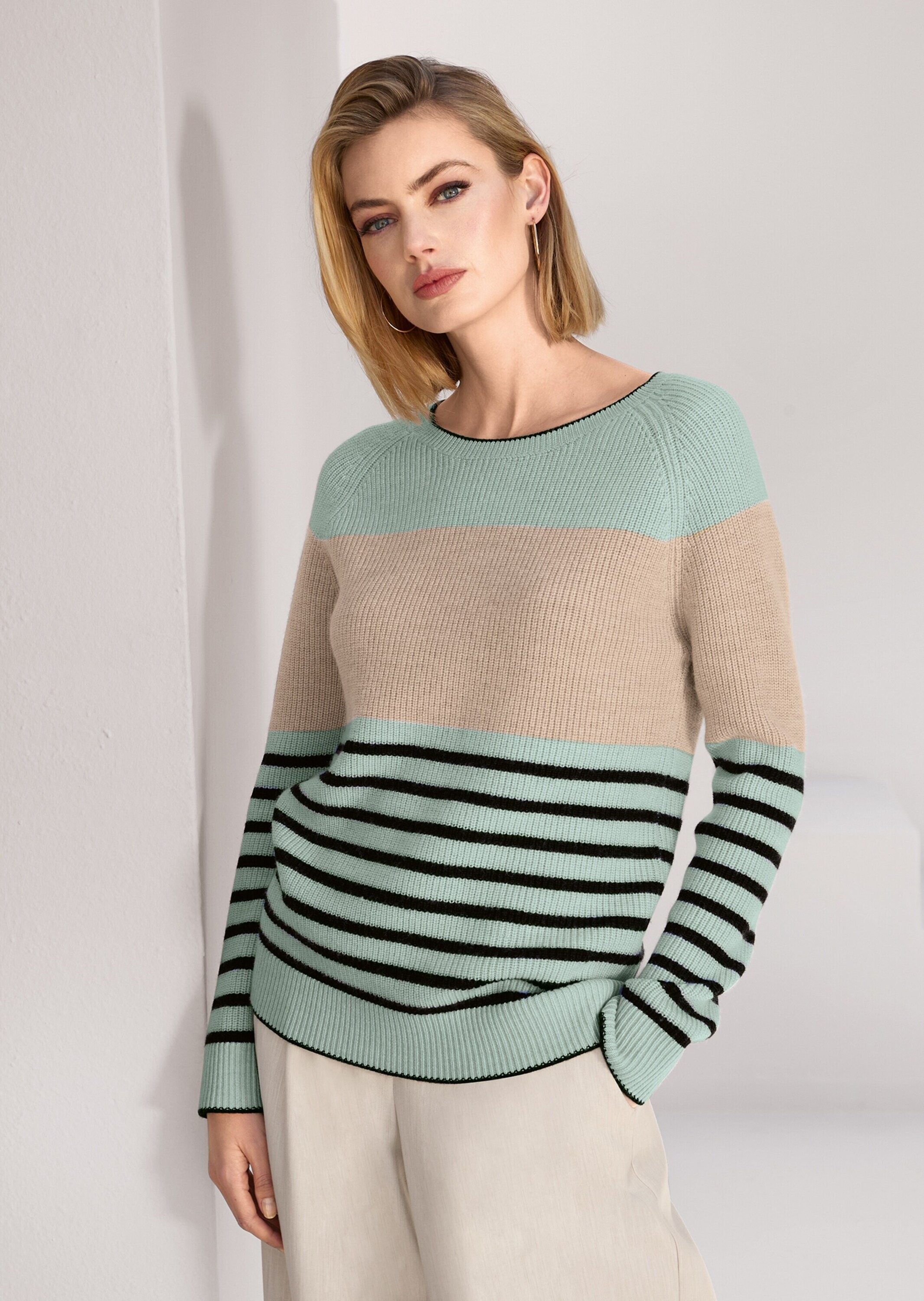 MADELEINE Longpullover »Pullover Schurwoll-Pullover mit Perlfang-Struktur«