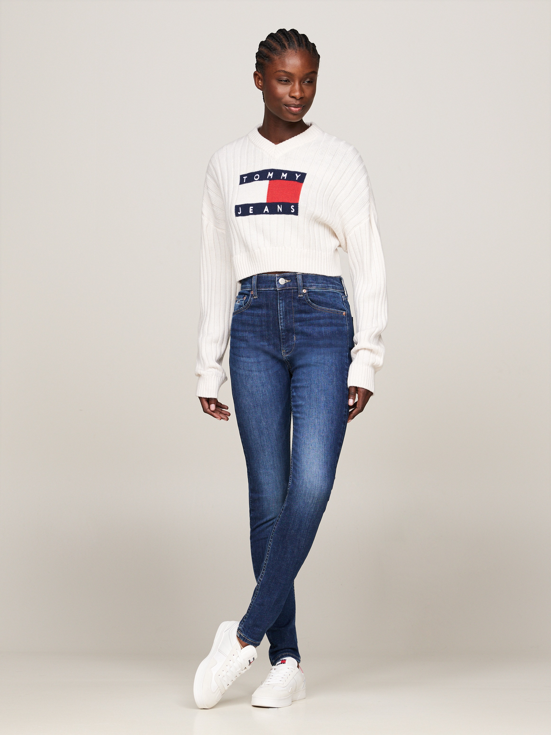 Tommy Jeans "Sylvia High Rise Skinny" mit Logo-Badge günstig online kaufen