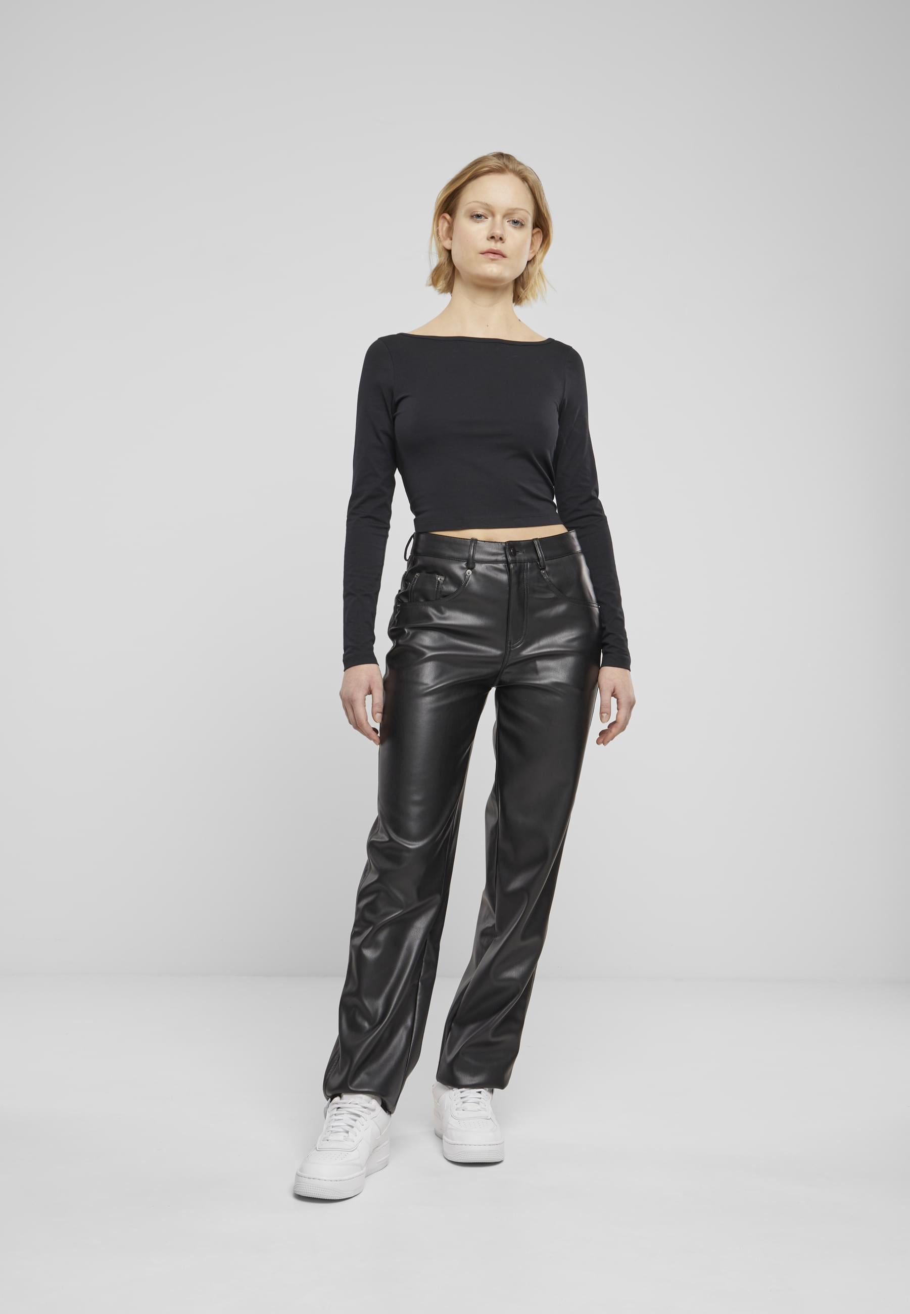 URBAN CLASSICS Stoffhose »Urban Classics Ladies Straight Leg Synthetic Leather Pants«, (1 tlg.)
