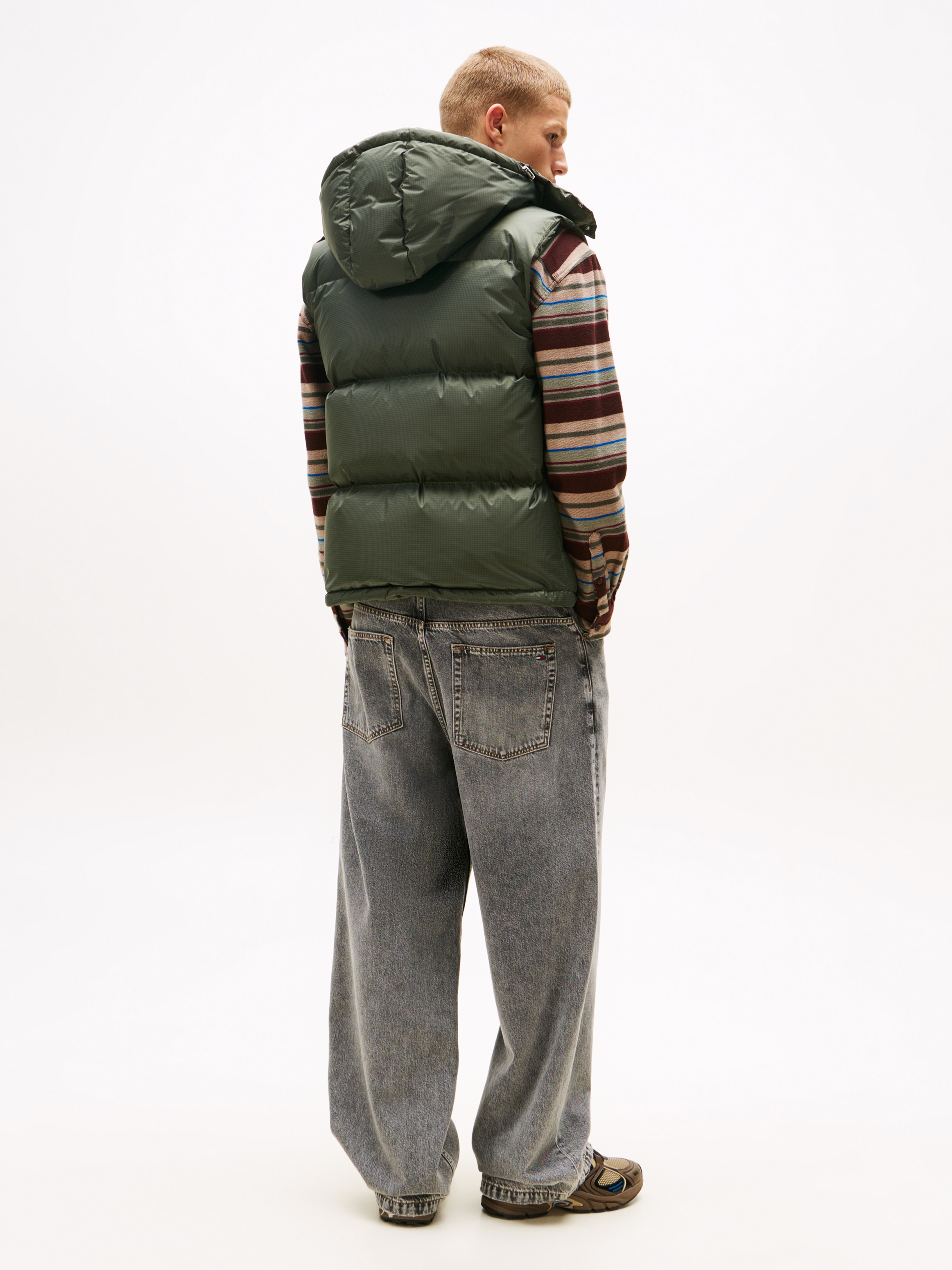 Tommy Jeans Steppweste »ALASKA DOWN VEST« Regular fit mit abnehmbarer Kapuze