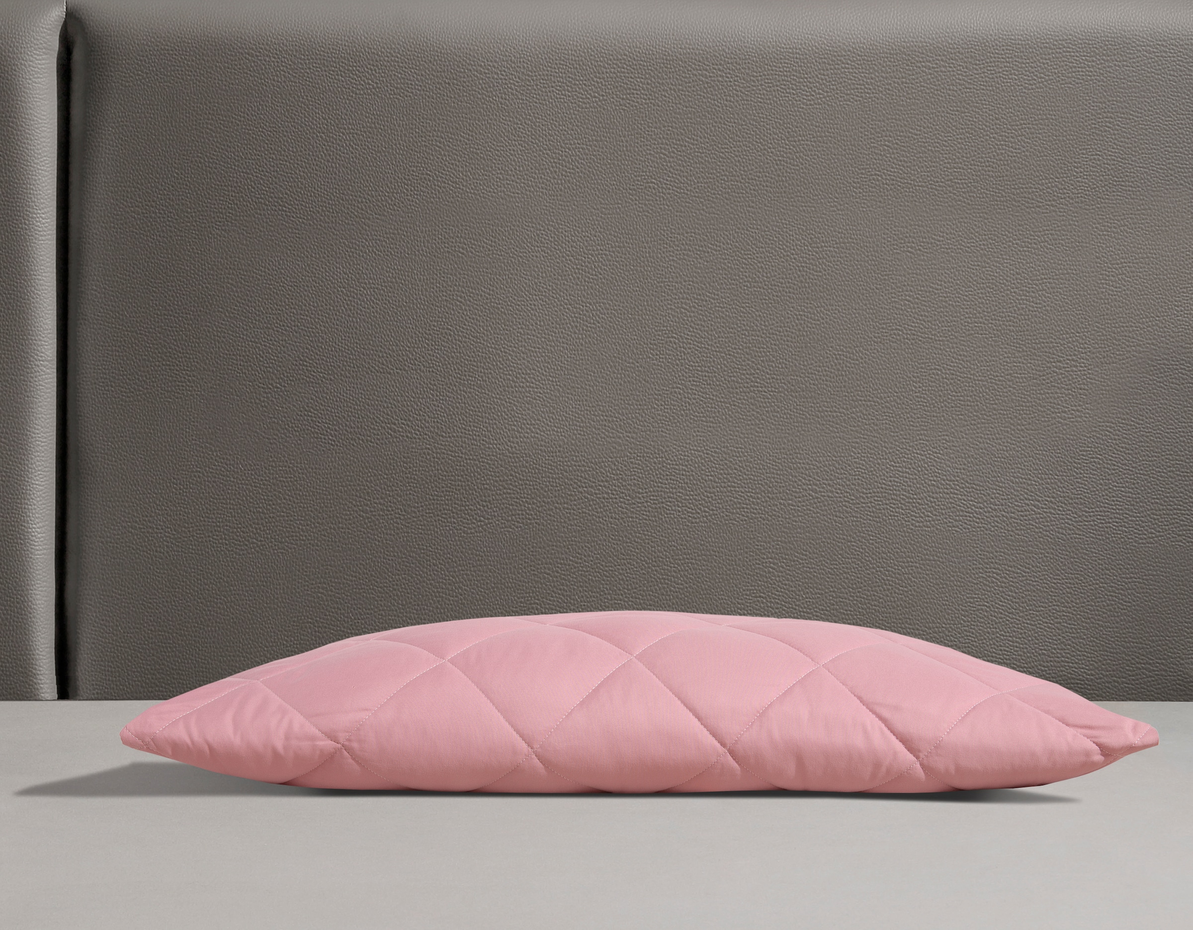 Thumbnail - OTTO home Microfaserkissen "Microlux Kopfkissen 40x80 cm, 80x80 cm" Füllung: 3D-Faserbaellchen 1 Stk. tlg. Kissen, in de...