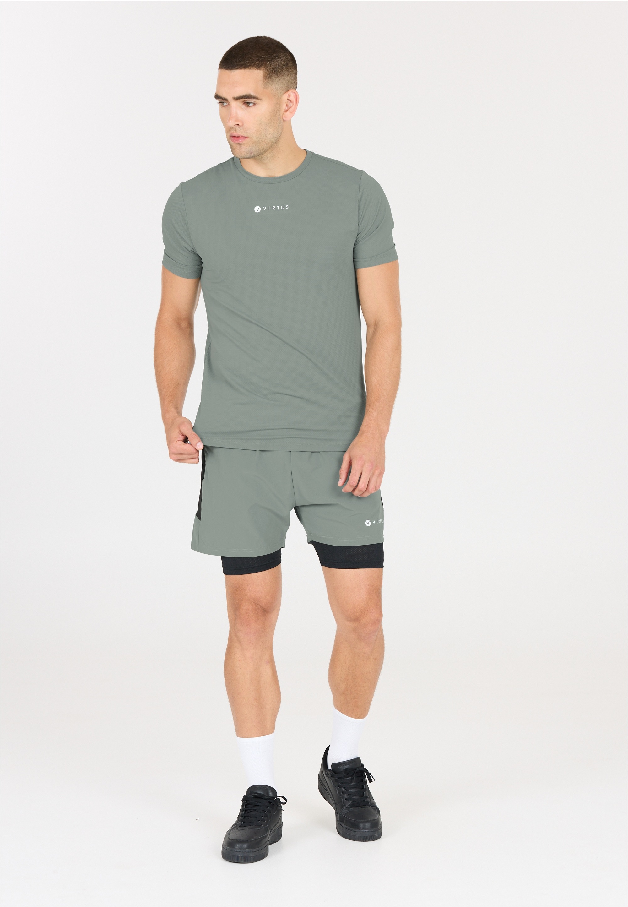 Virtus Funktionsshirt »Roger«, mit antibakterieller Silver -Technologie