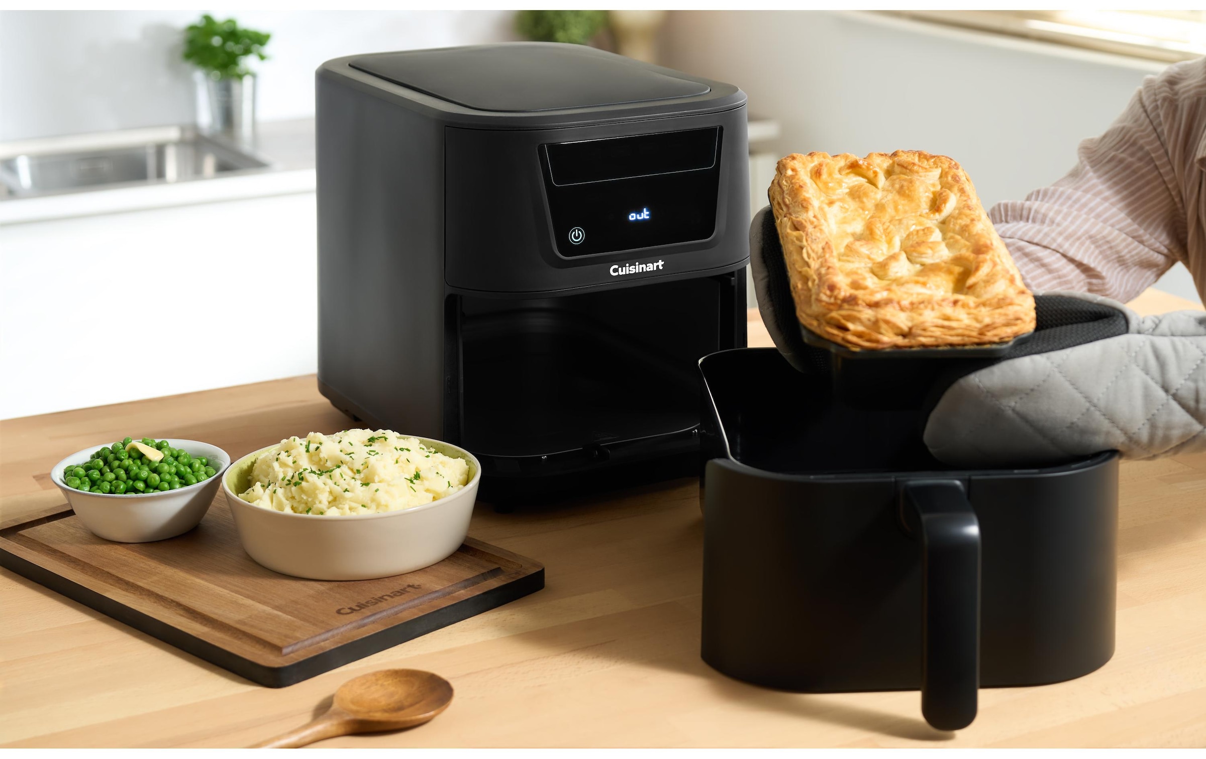 Cuisinart Heißluftfritteuse »CompactMax Slim 7,6 l« 2000 W XXL-Heißluftfritteuse mit 7.6 L Fassungsvermögen, 7 Programmen