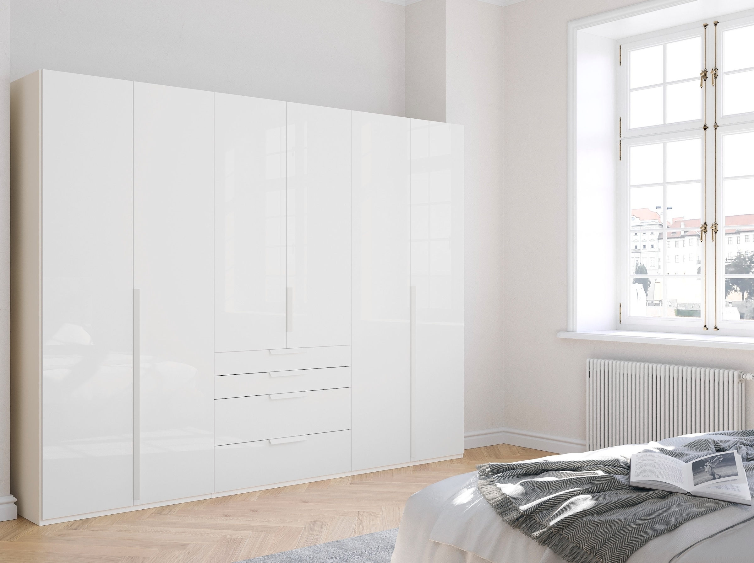 rauch Drehtürenschrank »Purisma«, mit Glasfront, Schubladen und umfangreichem Zubehör, mit Soft-Close
