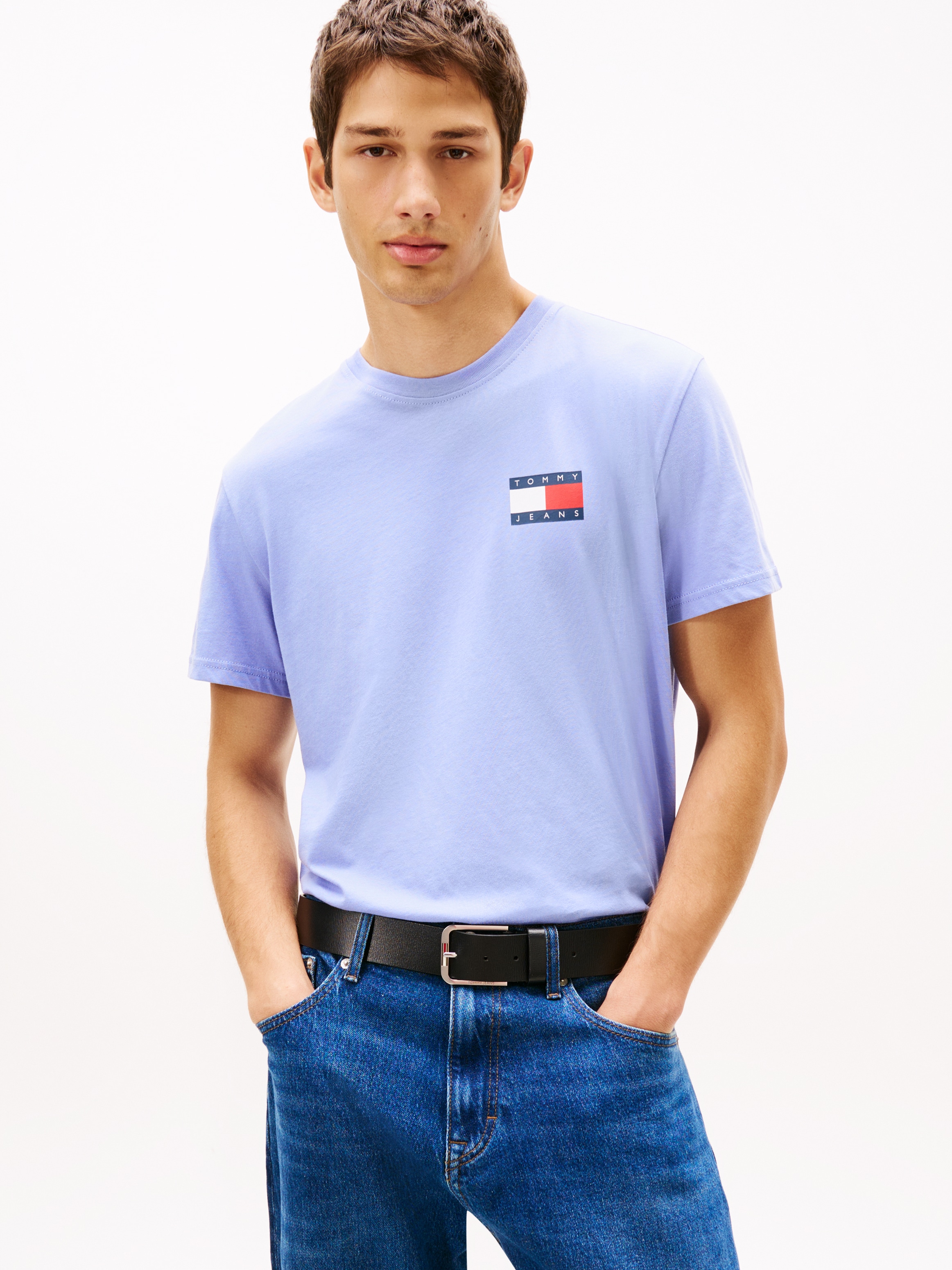Tommy Jeans T-Shirt "TJM SLIM ESSENTIAL FLAG TEE EXT" Mit Rundhalsausschnit günstig online kaufen