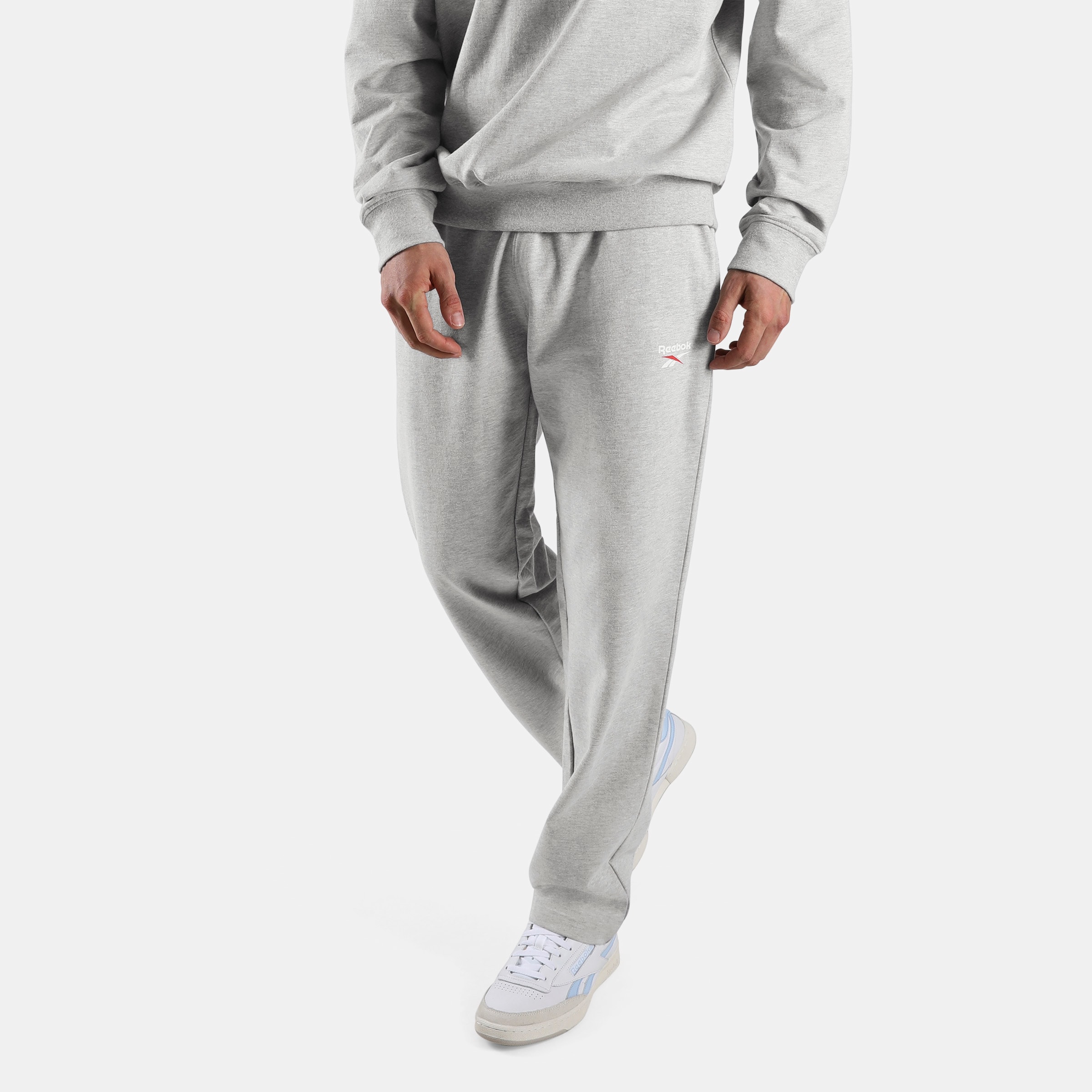 Reebok "ID SMALL LOGO FRENCH TERRY JOGGER PANTS" für Erwachsene geeignet, aus Baumwolle, in den Größen S bis XXL
