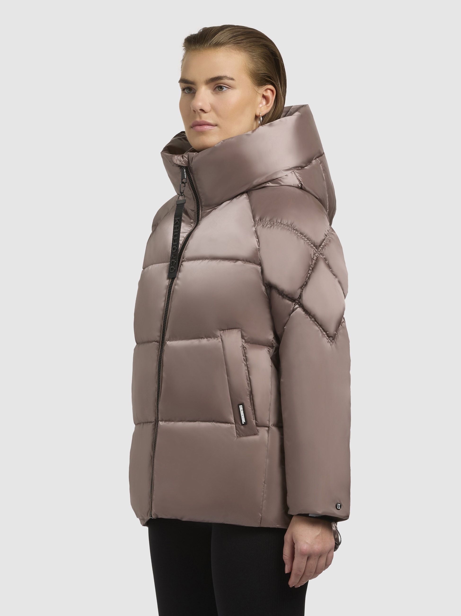 khujo Steppjacke »ISETT«, mit Kapuze
