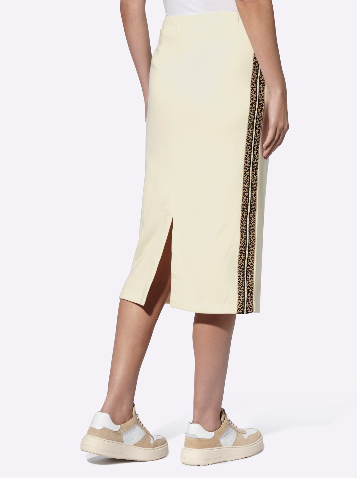 Thumbnail - heine Sweatrock