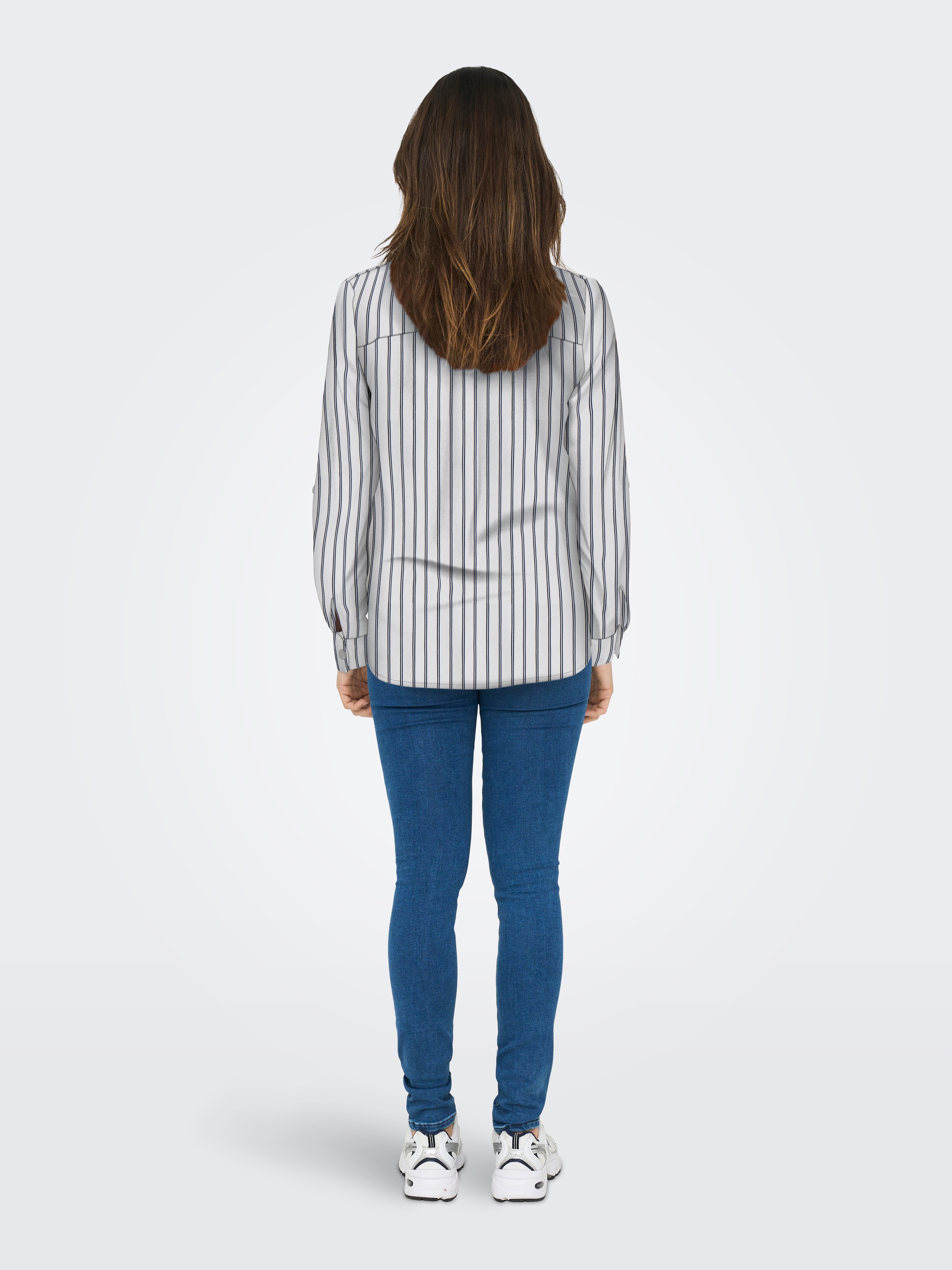 Hemdbluse ONLY "ONLYASMIN SHIRT L/S WVN NOOS", Damen, Gr. M (38), cloud dancer stripes:lise, Web, Obermaterial: 100% Viskose, gestreift, loose fit hüftbedeckend, Blusen Hemdbluse 4
