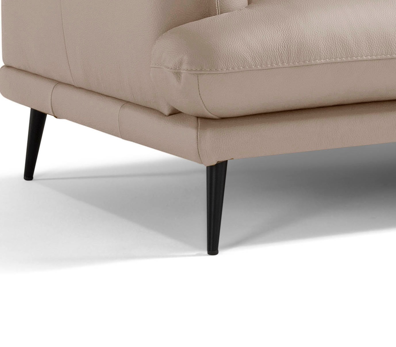 Egoitaliano Ecksofa »FUNNY, hochwertiges und aktuelles Design, bequeme Rückenlehne«, hochwertiger Sitzkomfort, L-Form
