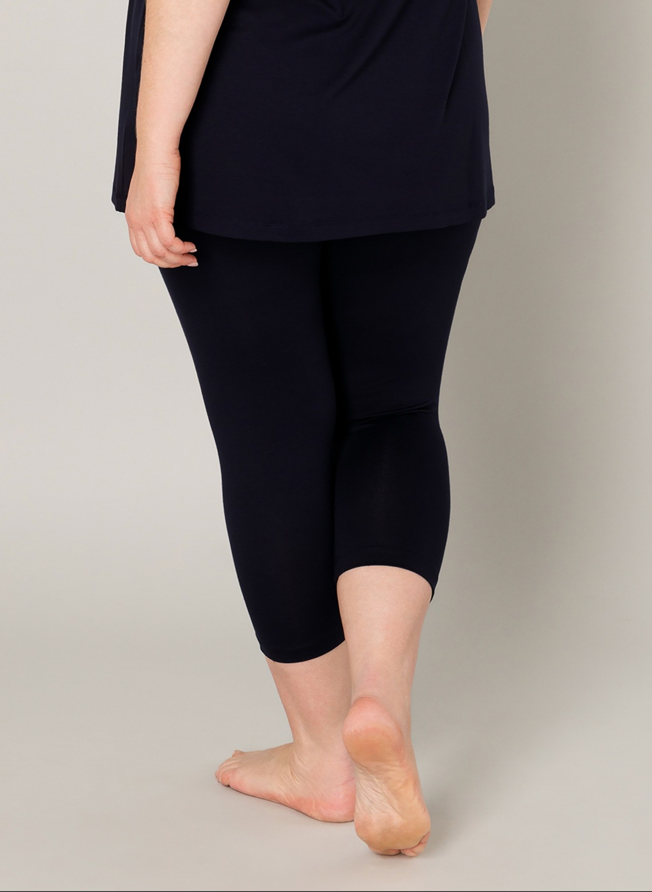 Base Level Curvy Caprileggings "Audrey" günstig online kaufen