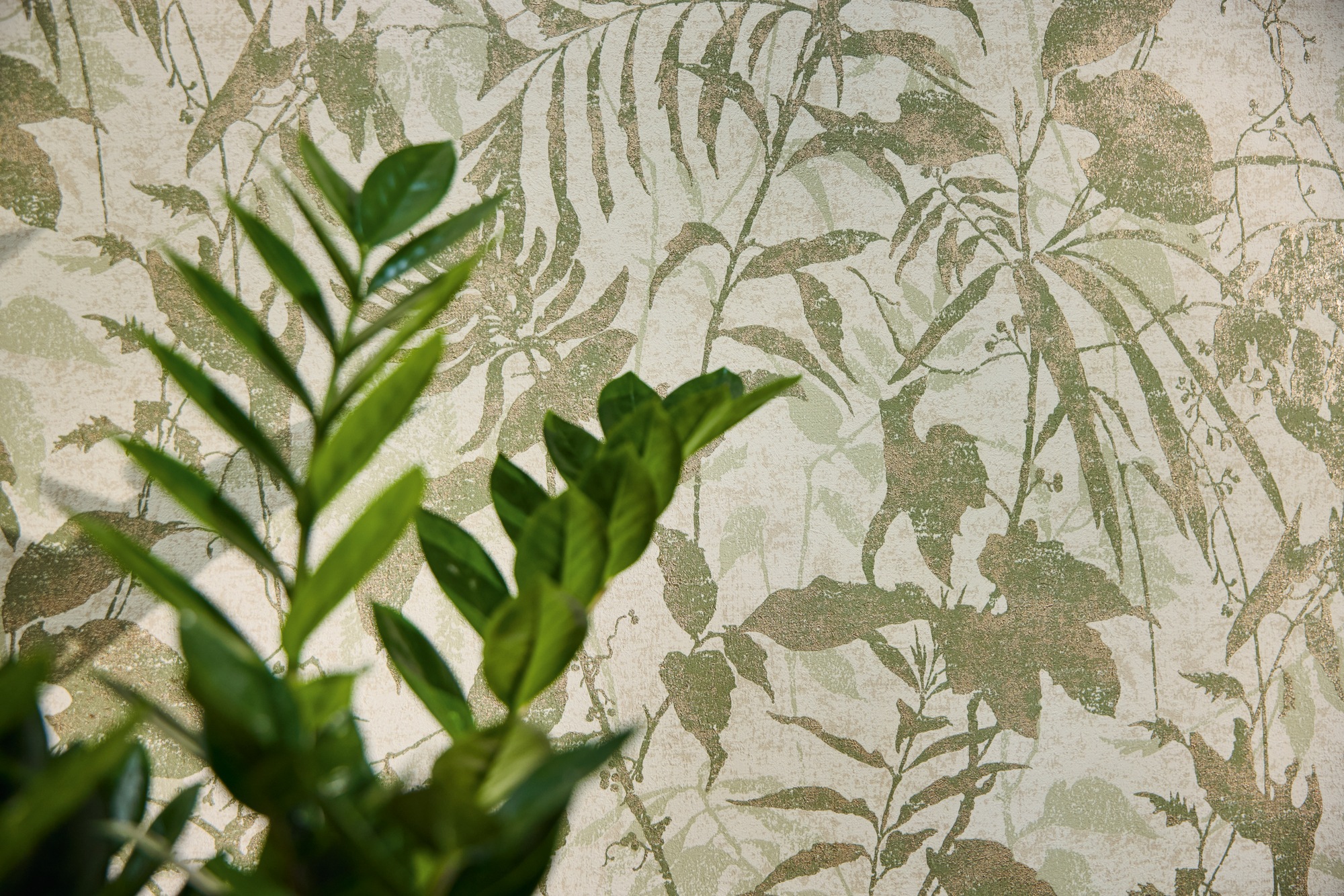 living walls Vliestapete »Botanik-Tapete Natur Blättermuster strukturiert« botanisch strukturiert