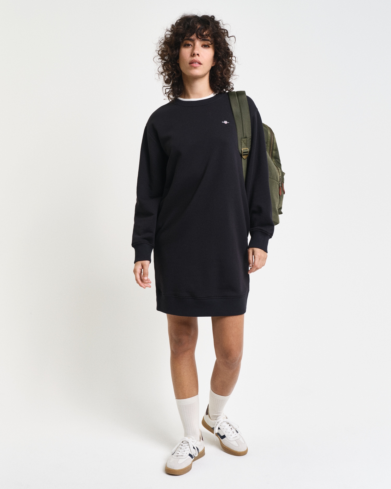 Gant Sweatkleid "SHIELD C-NECK SWEAT DRESS", Shield Sweatkleid mit Rundhalsausschnitt