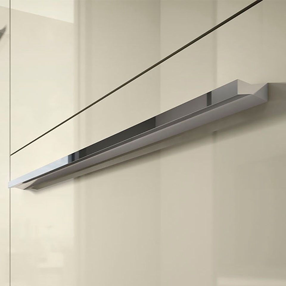 Places of Style Highboard "Piano Vitrine", UV lackiert, Soft-Close Funktion günstig online kaufen