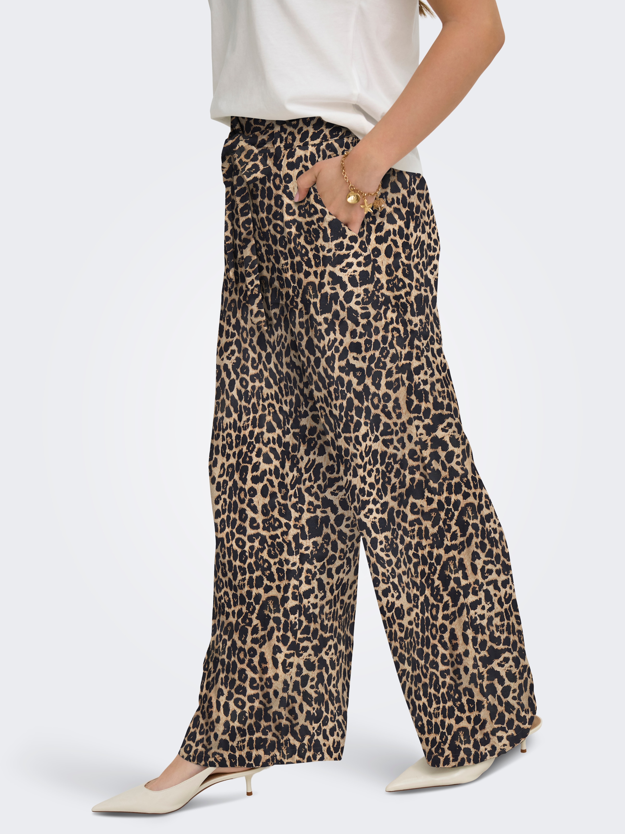 ONLY Schlupfhose »ONLSILVA LOOSE PANTS WVN NOOS«  Viskose, regular fit
