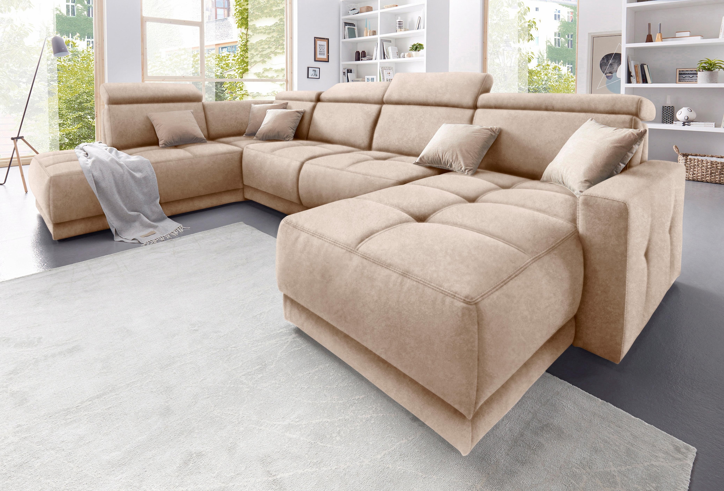 DOMO collection Wohnlandschaft "Ava moderne Sitzheftung mit toller Doppelnaht, komfortabel, U-Form" mit Federkern, wahlweise mit Kopfteilverstellungen