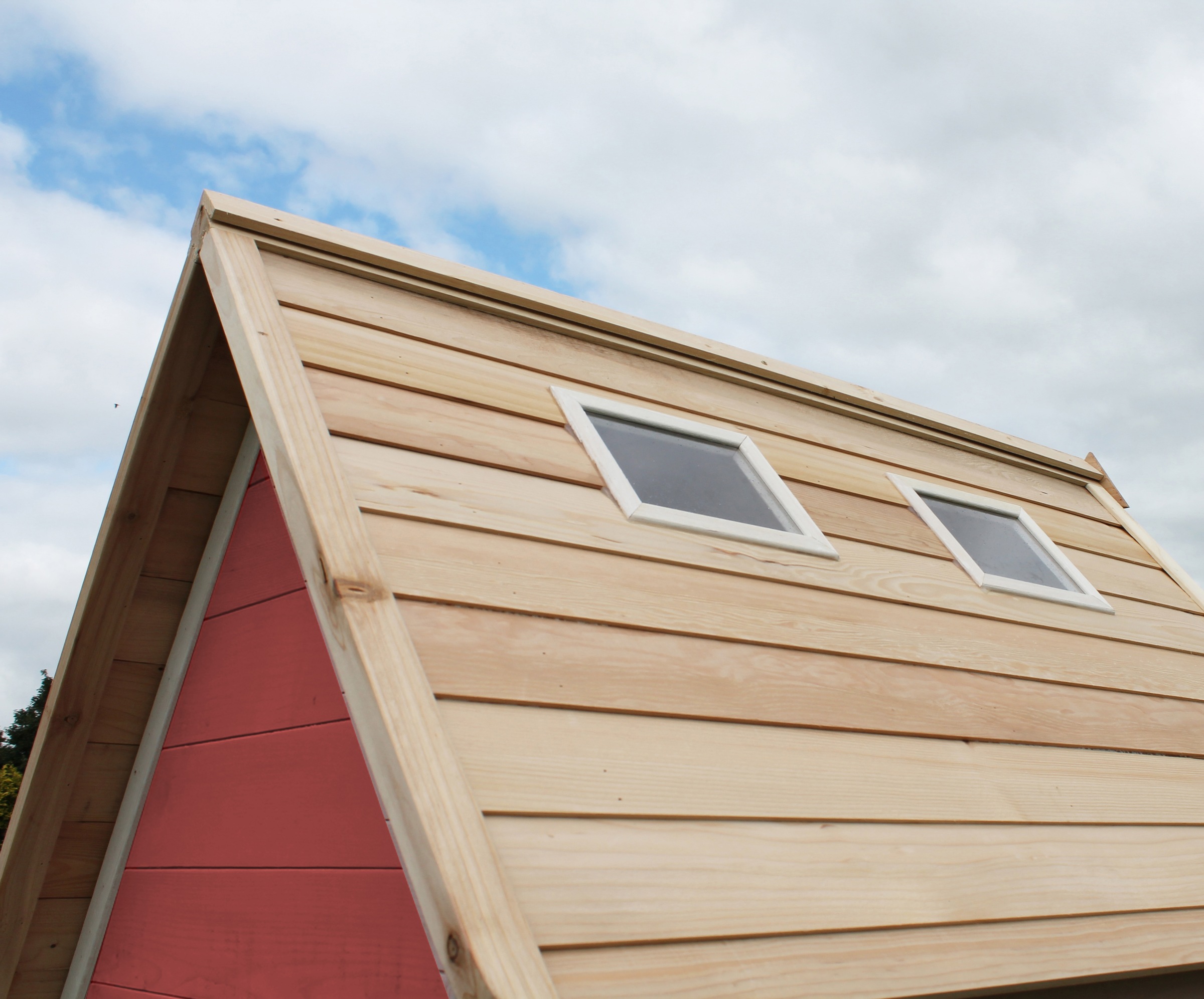 EXIT Spielhaus »Fantasia 100 rot« Dieses Produkt besteht aus FSC®-zertifiziertem Material.