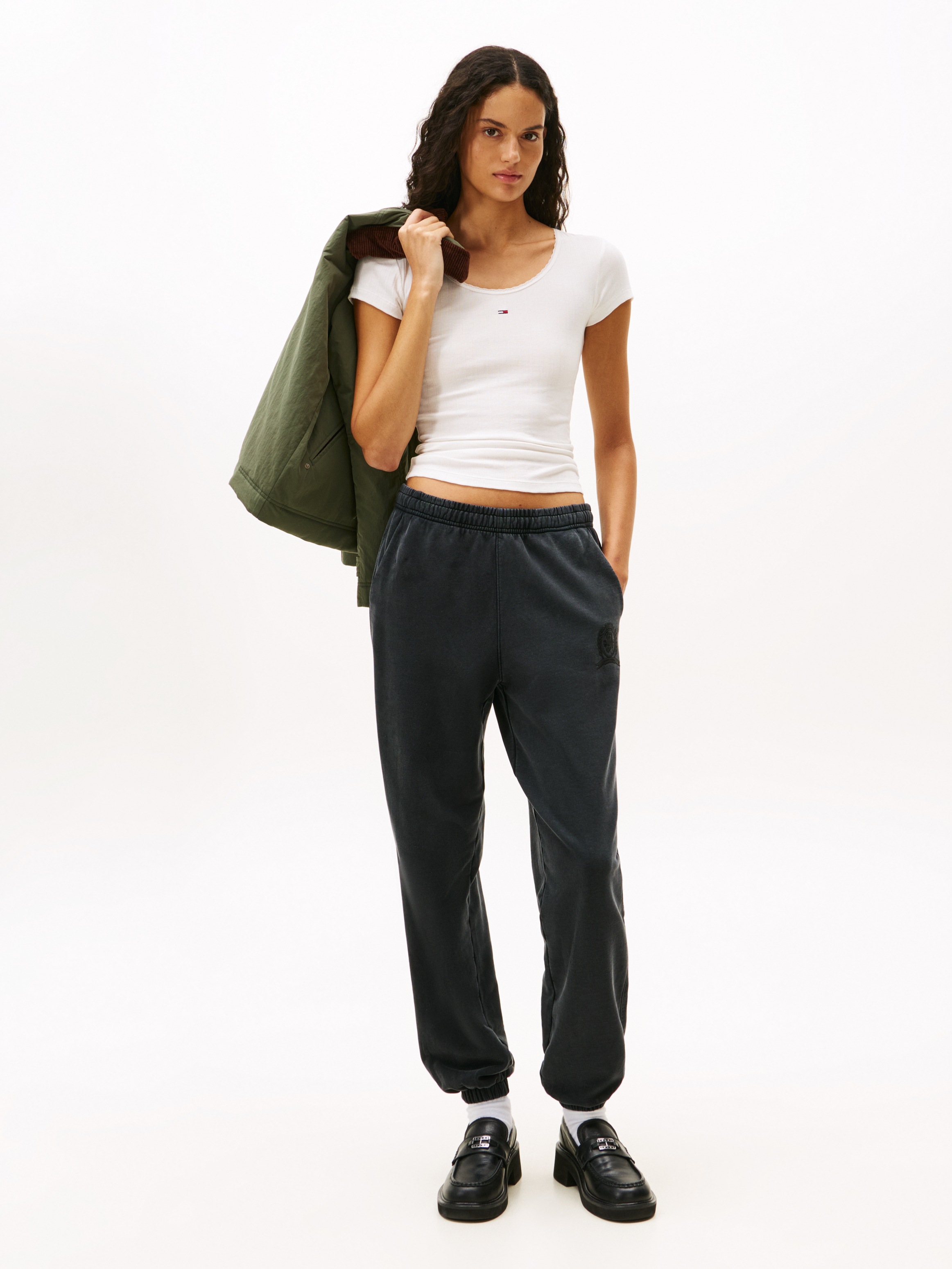 Tommy Jeans Kurzarmshirt »TJW SLIM IRREGULAR RIB SS«, in gerippter Struktur