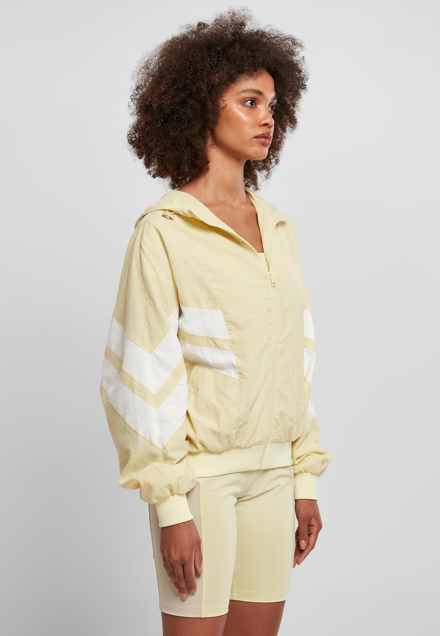 URBAN CLASSICS Allwetterjacke »Urban Classics Damen Ladies Crinkle Batwing Jacket«, (1 St.), mit Kapuze