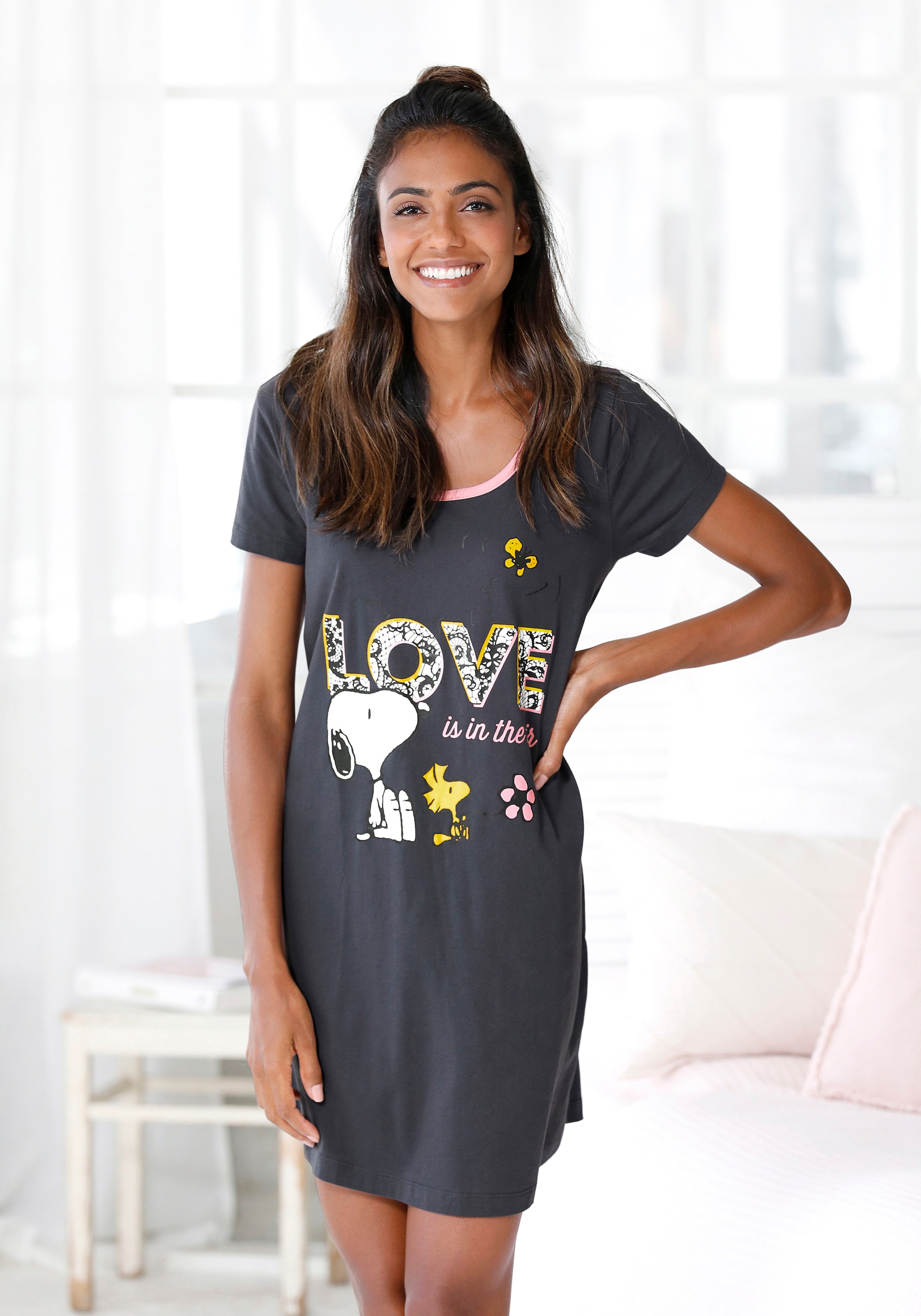 Peanuts Sleepshirt 1-teilig, mit großem Snoopy-Motiv günstig online kaufen