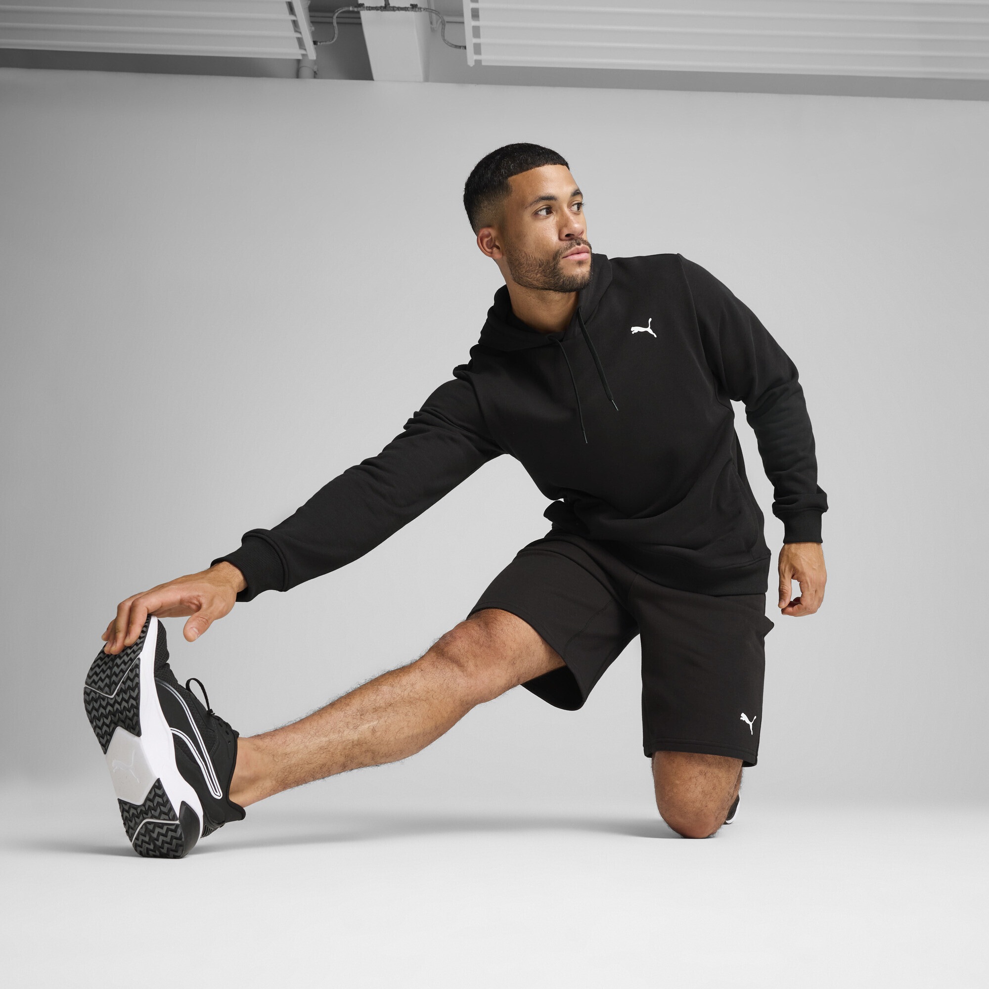 PUMA Sweatshirt »TAD ESSENTIALS Hoodie aus French Terry Herren«