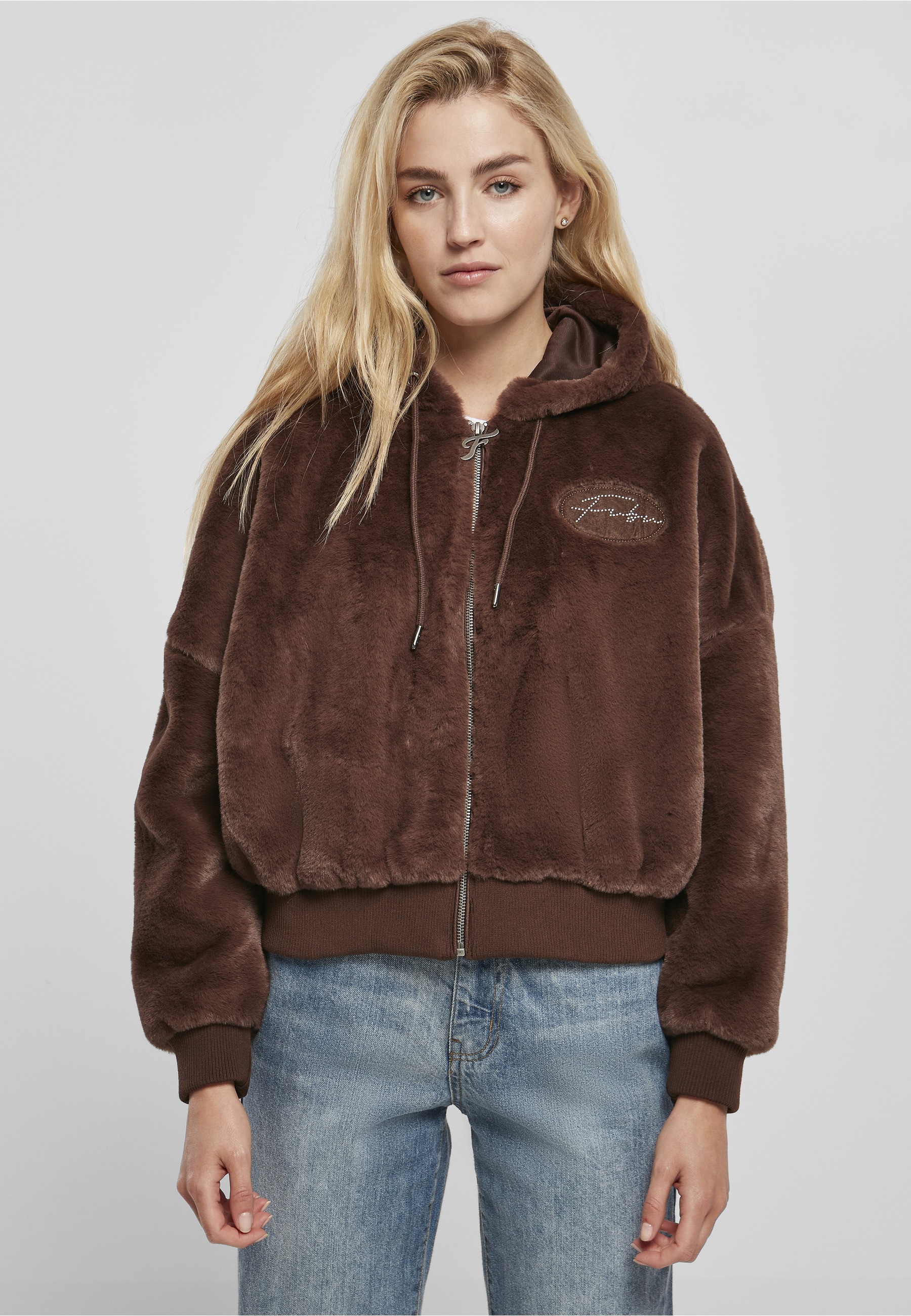 Fubu Collegejacke »Fubu Damen FW224-022-1 Signature Rhinestone Fur Jacket brown« 1 Stk. tlg. mit Kapuze