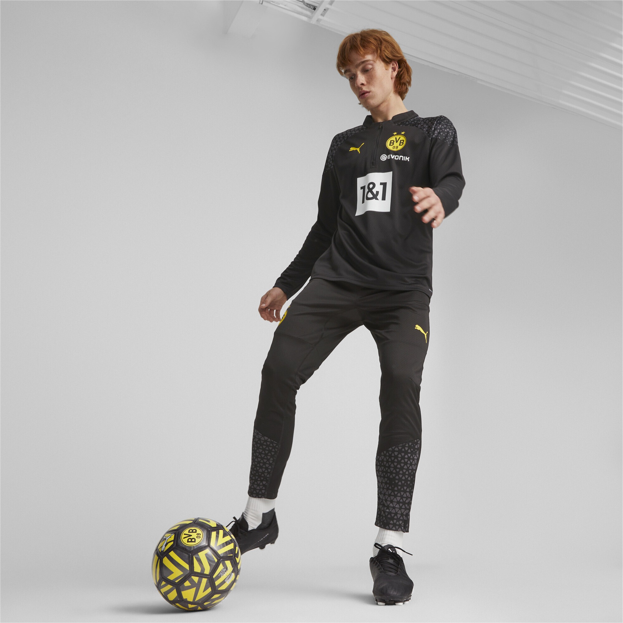 PUMA Sporthose »Borussia Dortmund Fußball-Trainingshose Herren«