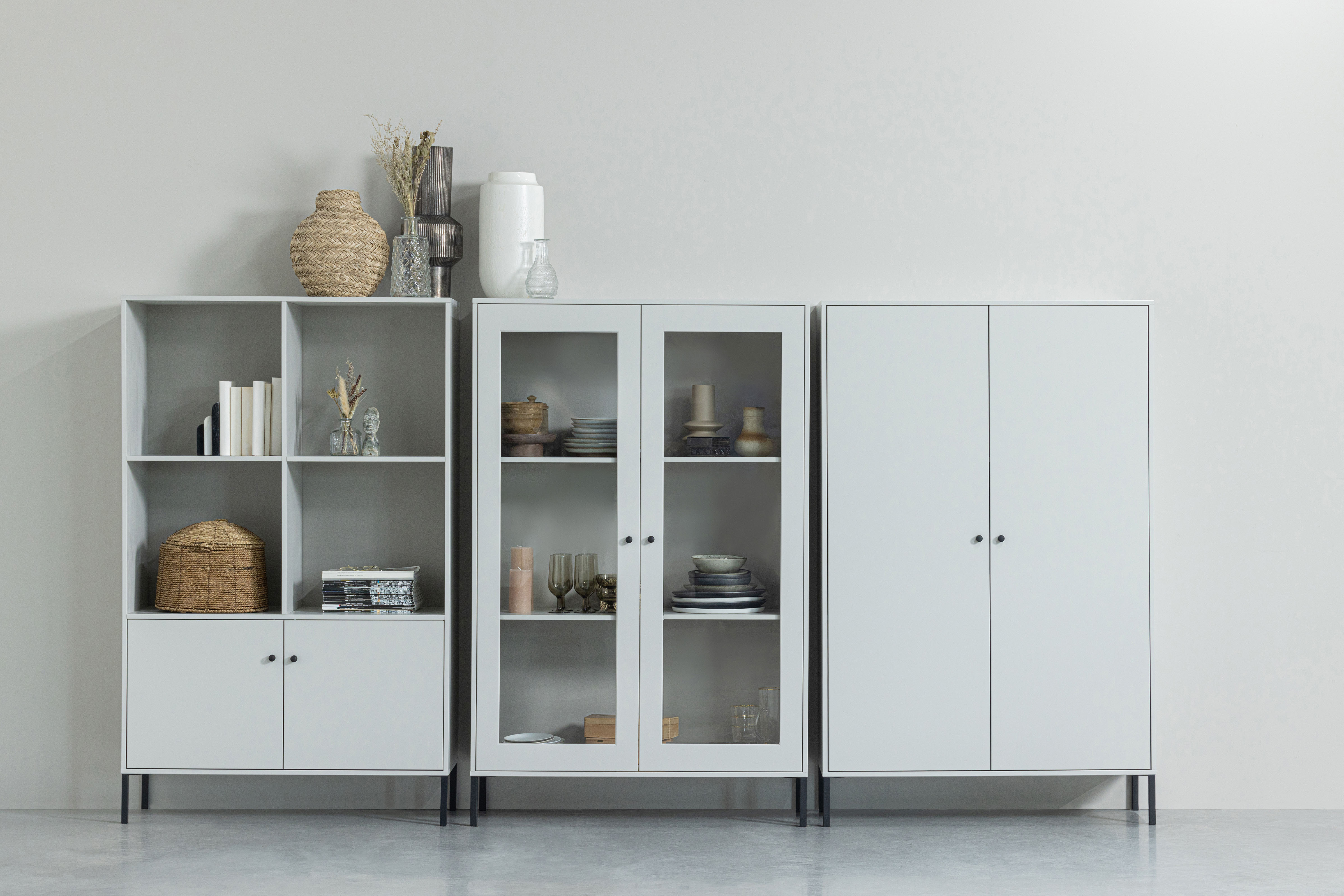 WOOOD Vitrine "Xam FSC-Kiefernholz geschliffen mit offenen Fächern 100x40x155 cm" Sichtbare Maserung, Tragkraft 15 kg pro Boden, einfach zu montieren
