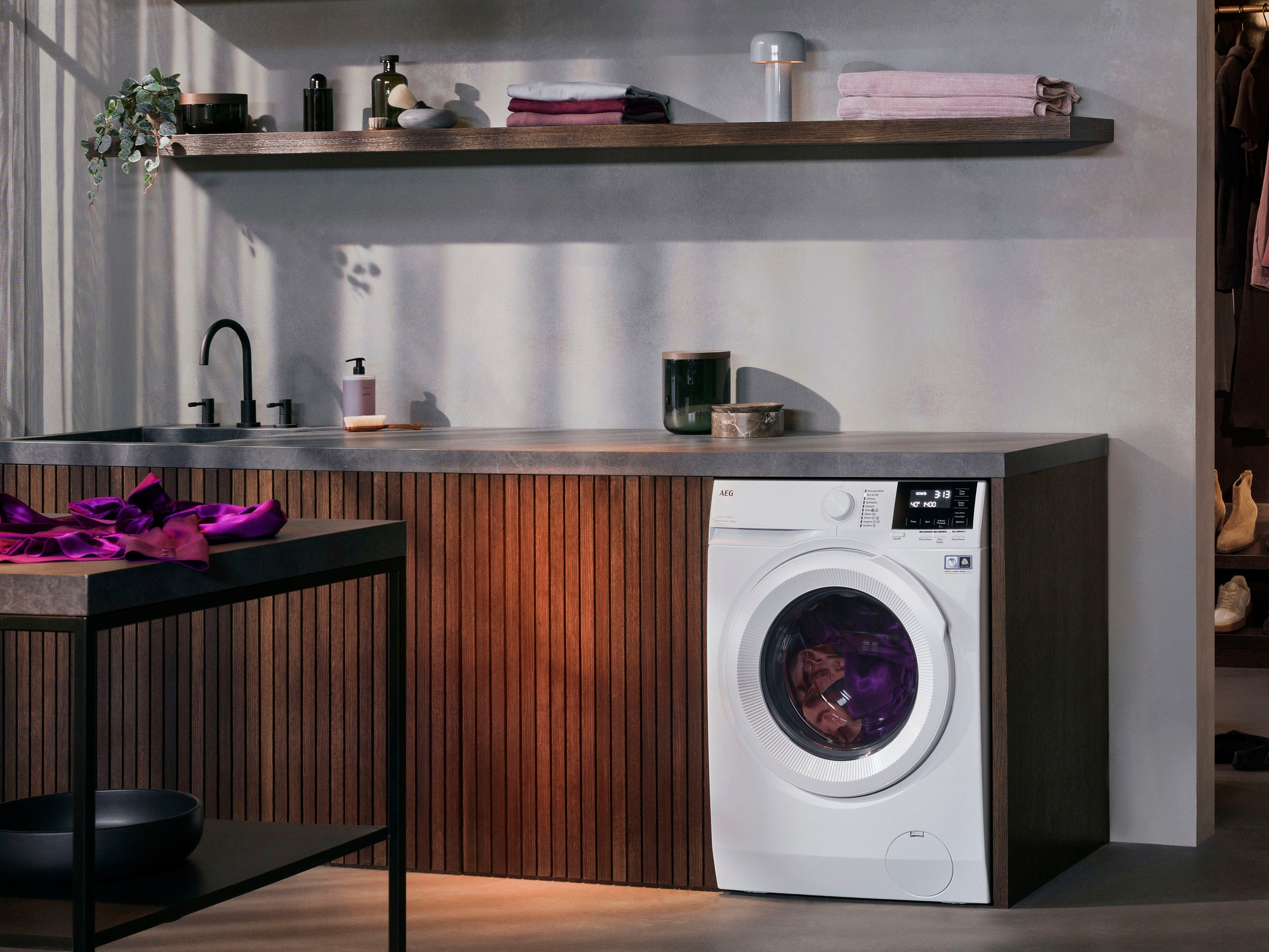 AEG Waschmaschine 6000 »LR6A648«, 8 kg, 1400 U/min, ProSense® Mengenautomatik​ - spart bis 40% Zeit, Wasser und Energie