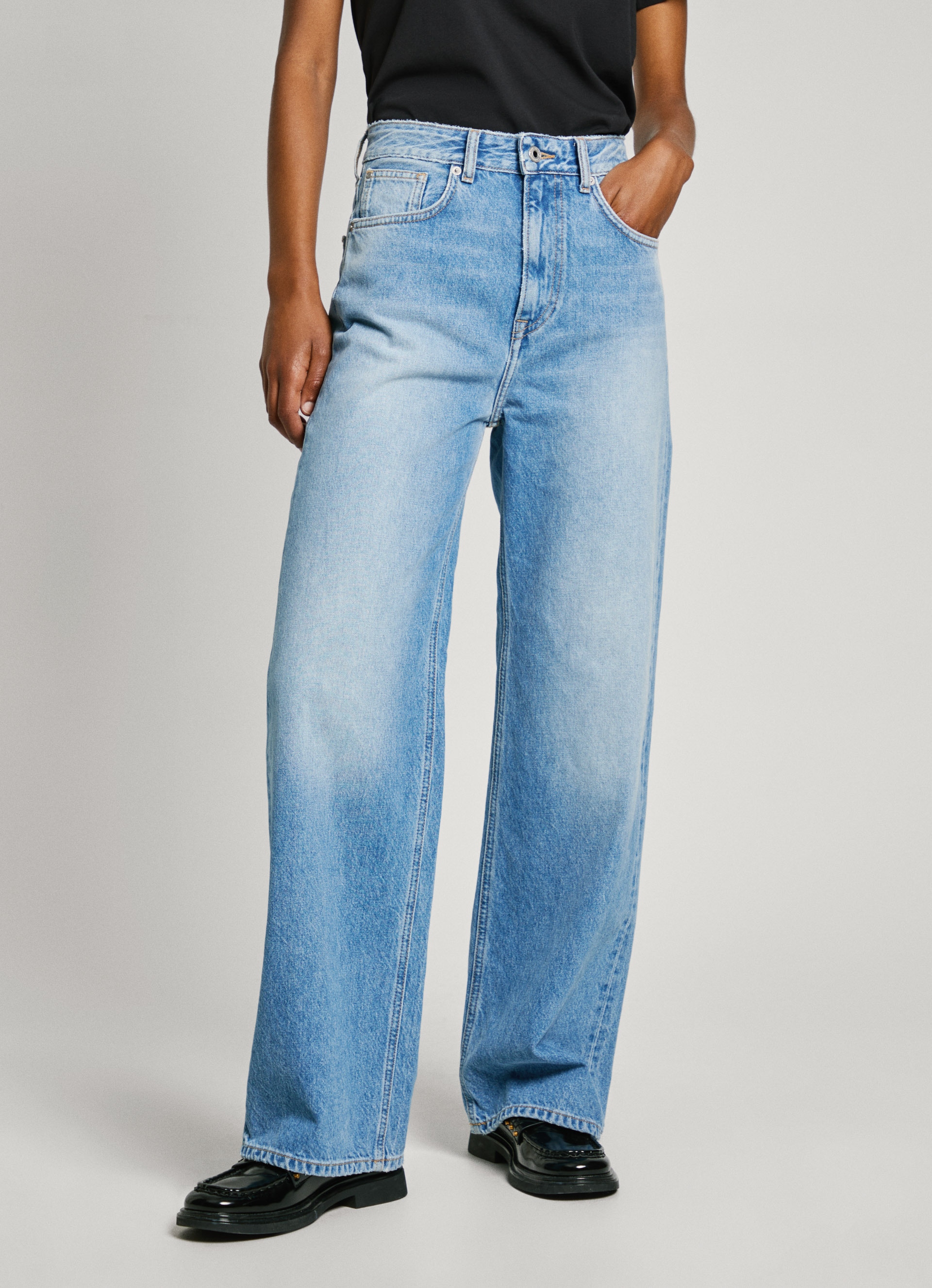 Gerade Jeans »STRAIGHT JEANS UHW«, mit hohem Bund