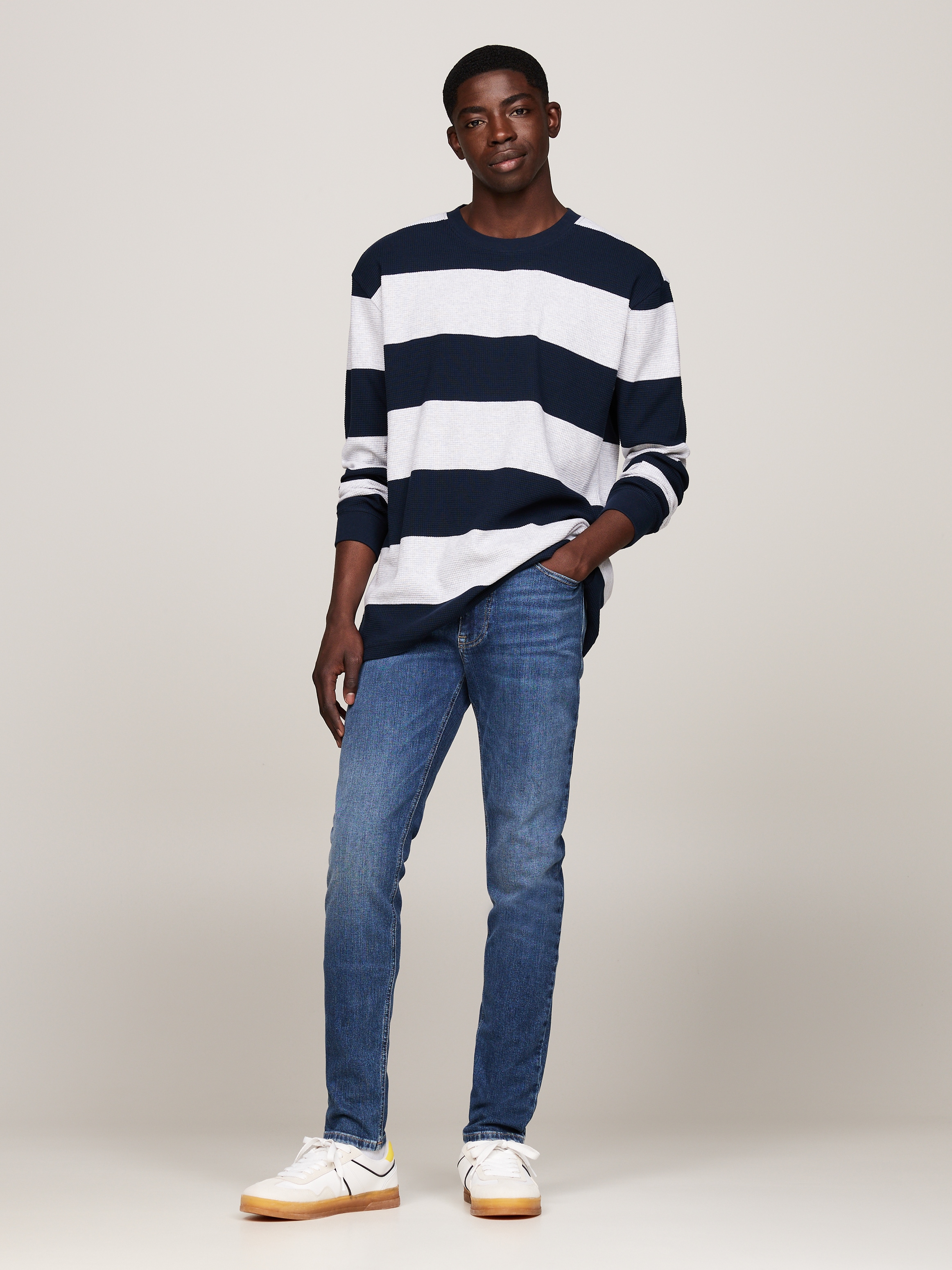 Tommy Jeans Skinny-fit-Jeans »SIMON SKNY«, mit Logoprägung