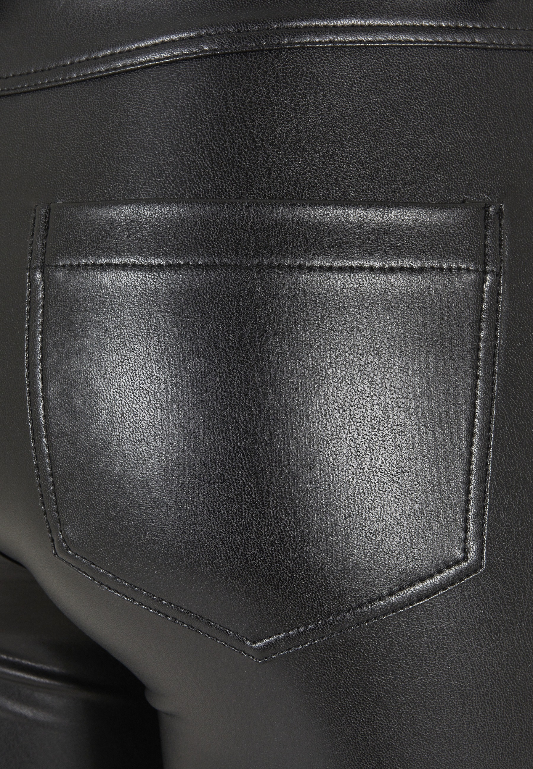 URBAN CLASSICS Lederhose »Urban Classics Damen Ladies Mid Waist Synthetic Leather Pants«