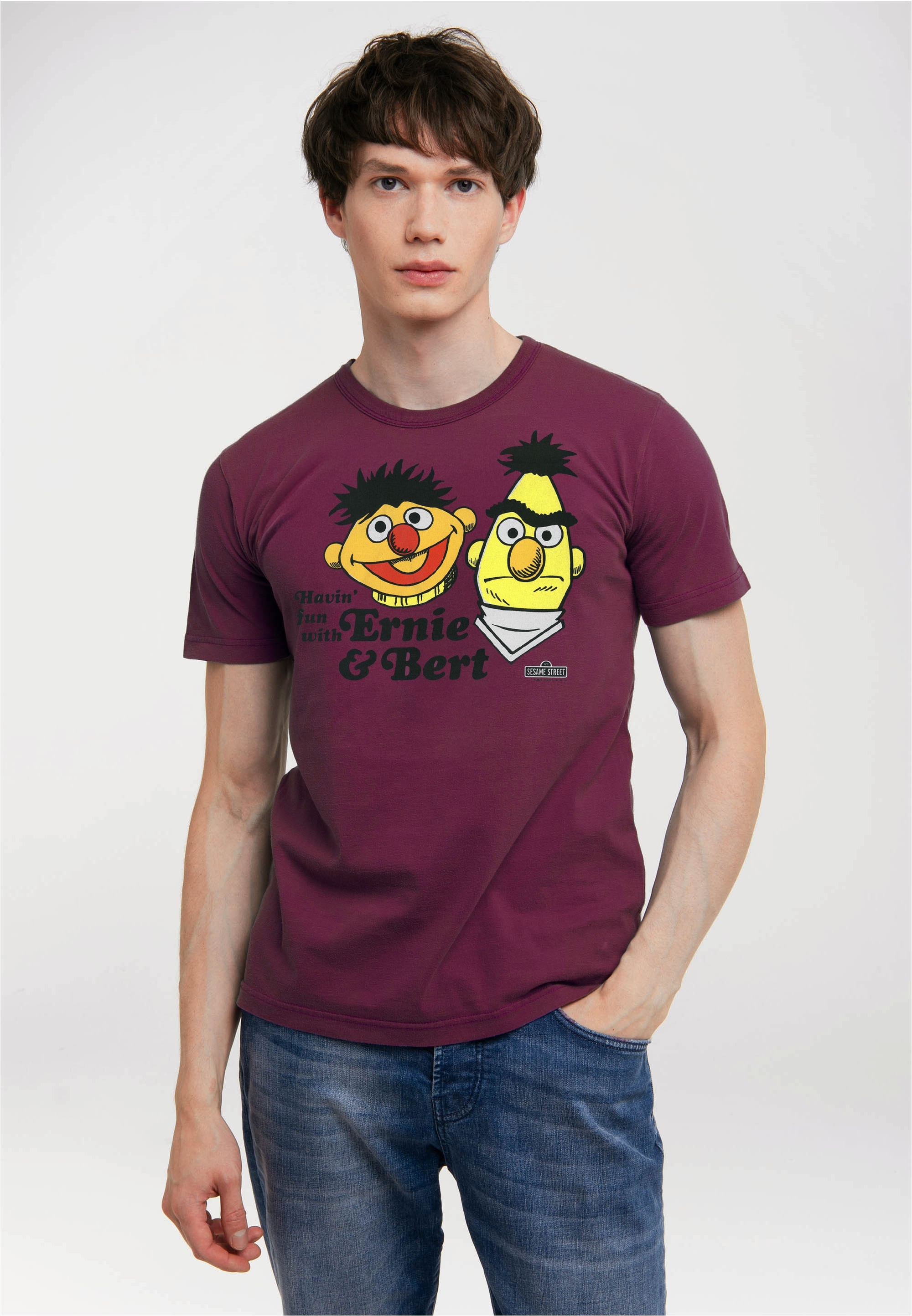LOGOSHIRT T-Shirt "Sesamstrasse - Ernie & Bert" mit lizenziertem Print