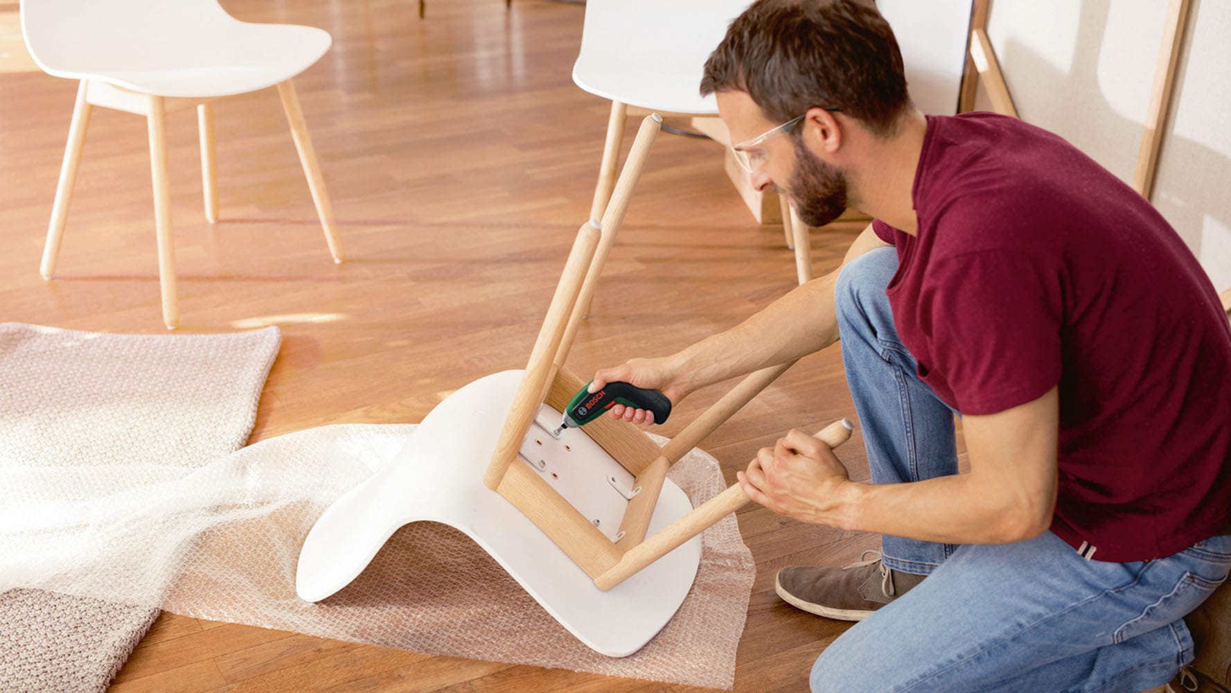 Bosch Home & Garden Akku-Schrauber »IXO 8 Basic, 1 x Akku BA 4V 2.0Ah, Aufbewahrungsbox« Inkl. Akku