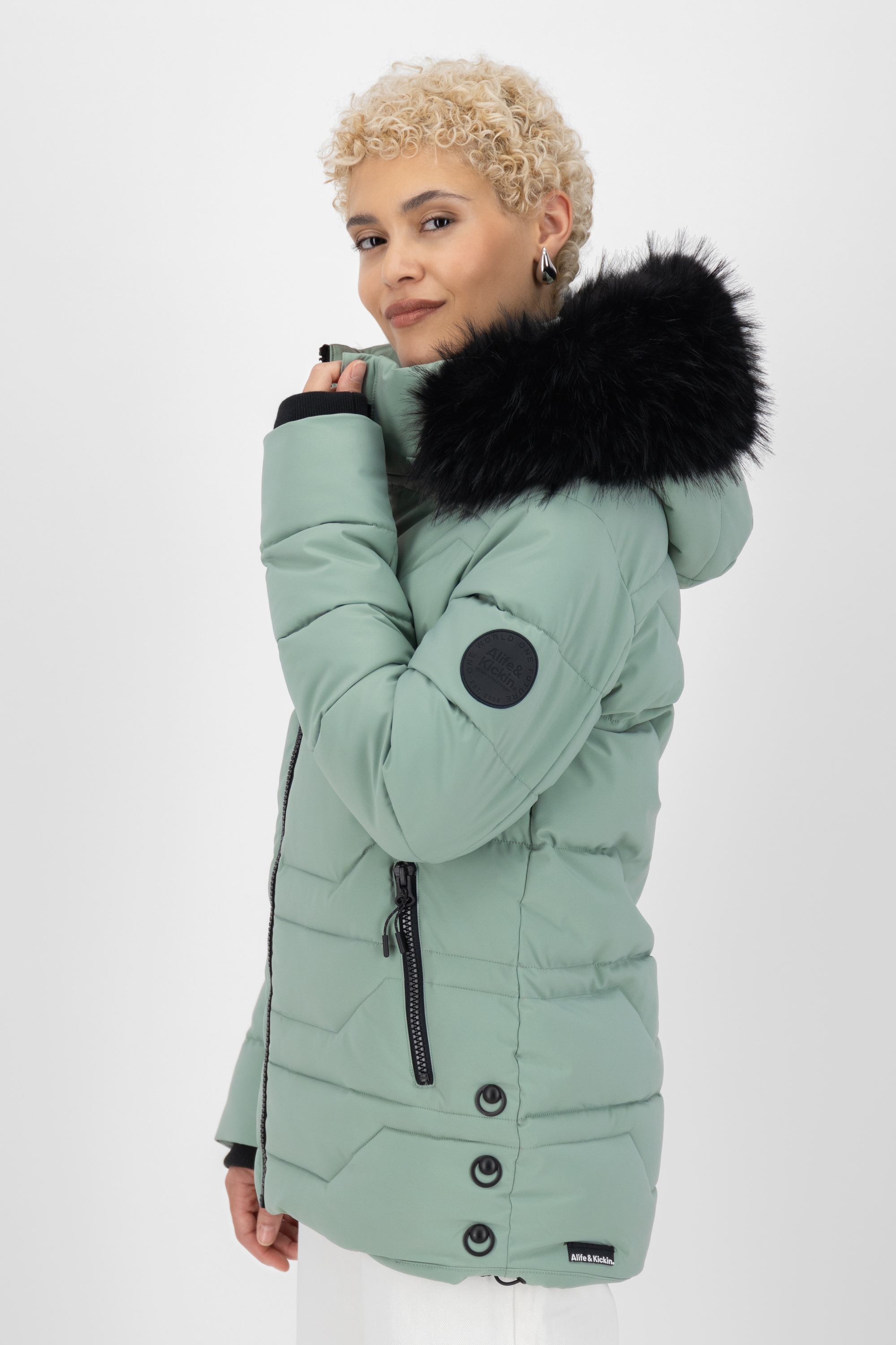 Alife & Kickin Winterjacke »Damen ZophiaAK A«, leicht taillierter Passform, Kapuze und Kunstfell sind abnehmbar