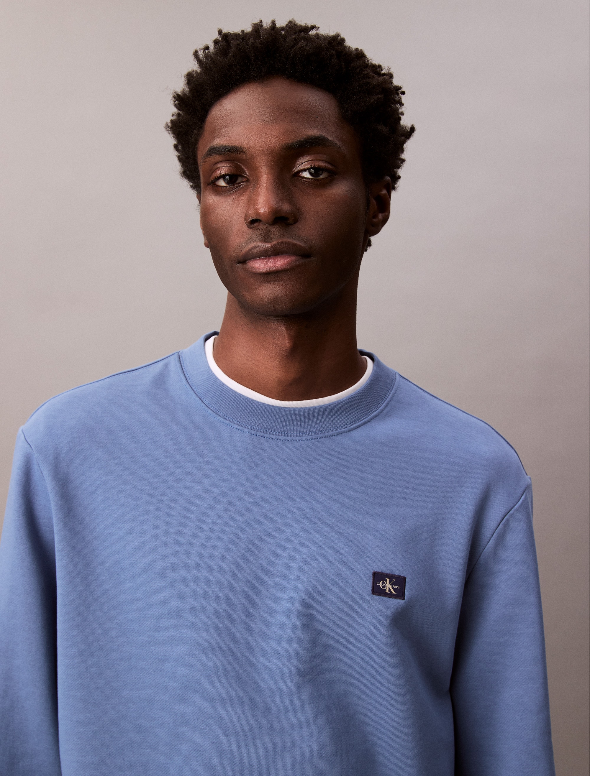 Calvin Klein Jeans Sweatshirt »400GSM TRRY BDG CRWN«, Mit Rundhalsausschnitt